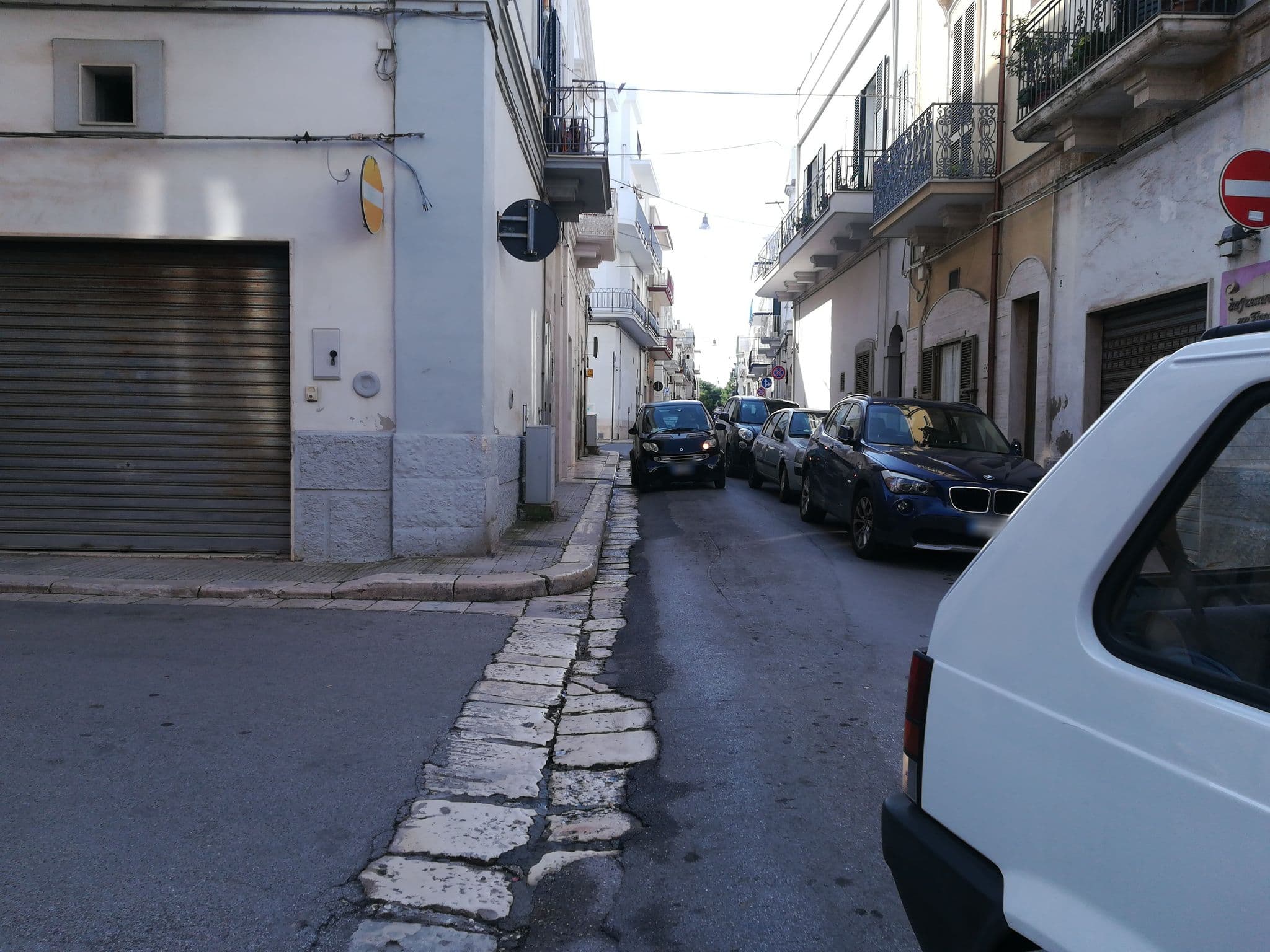 Street view near Bruco casa vacanze, Polignano a Mare — © jeawrong (CC BY-SA · Mapillary)
