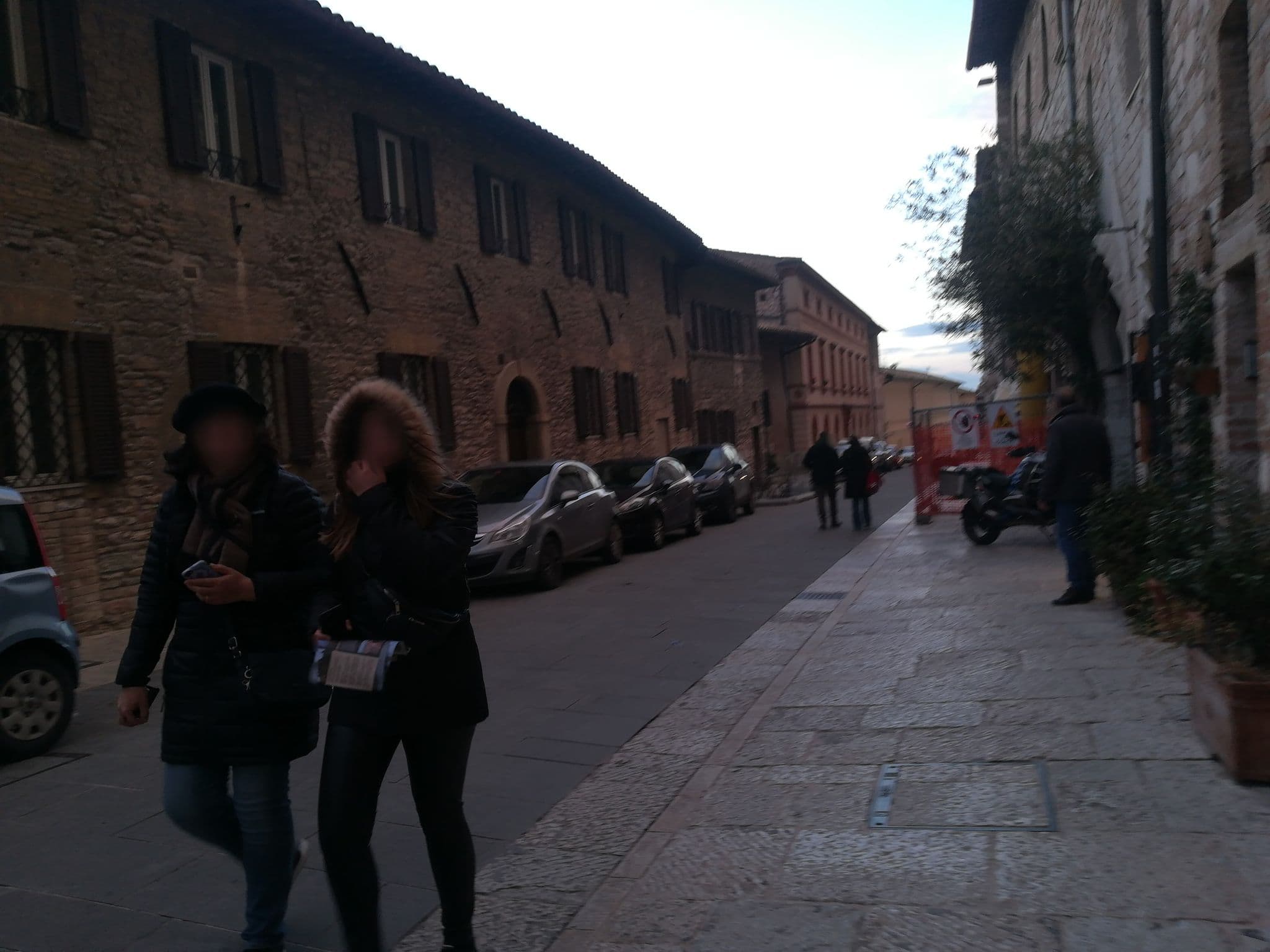 Street view near Casa di Ospitalità "Maria Immacolata", Assisi — © jeawrong (CC BY-SA · Mapillary)