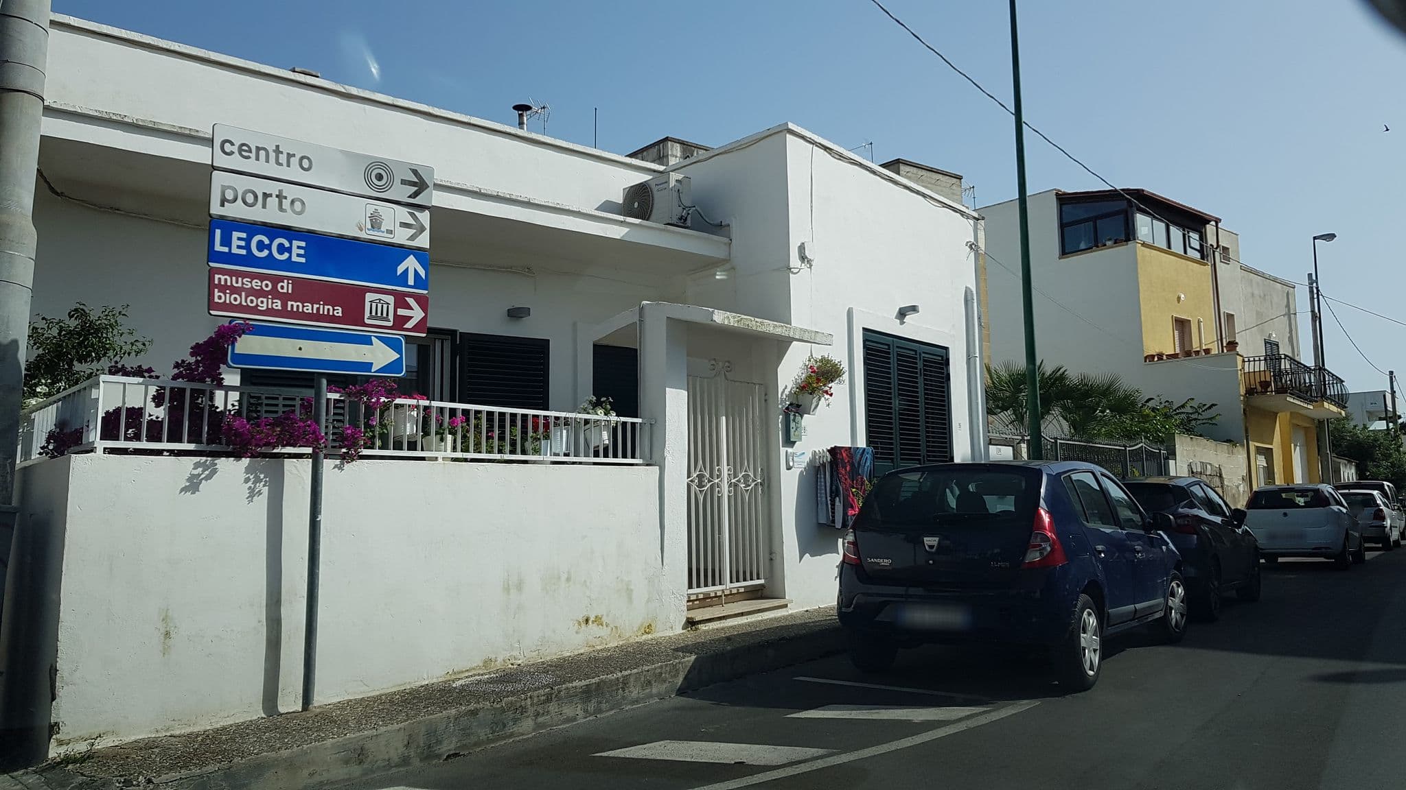 Street view near B&B Bouganville, Porto Cesareo — © ale_zena_it (CC BY-SA · Mapillary)