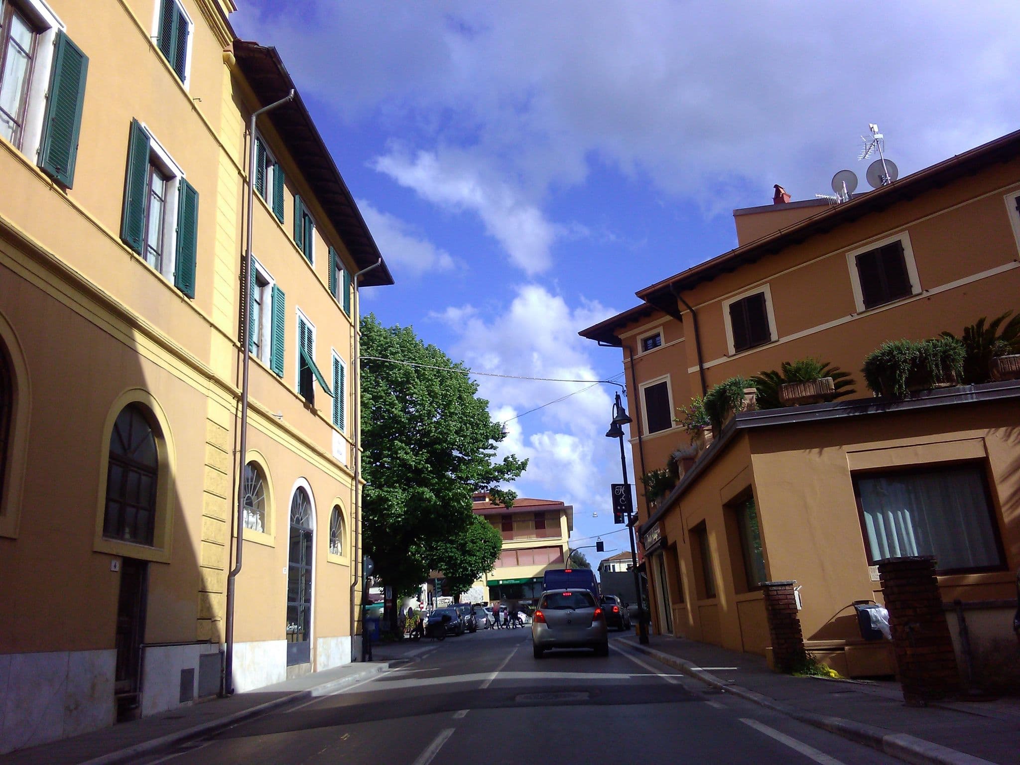 Street view near Palagi, Pietrasanta — © cxc (CC BY-SA · Mapillary)