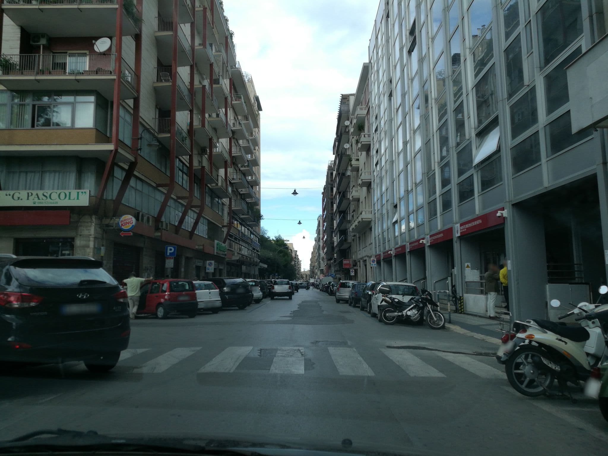 Street view near Appartamento Skyline, Bari — © xlapo98 (CC BY-SA · Mapillary)