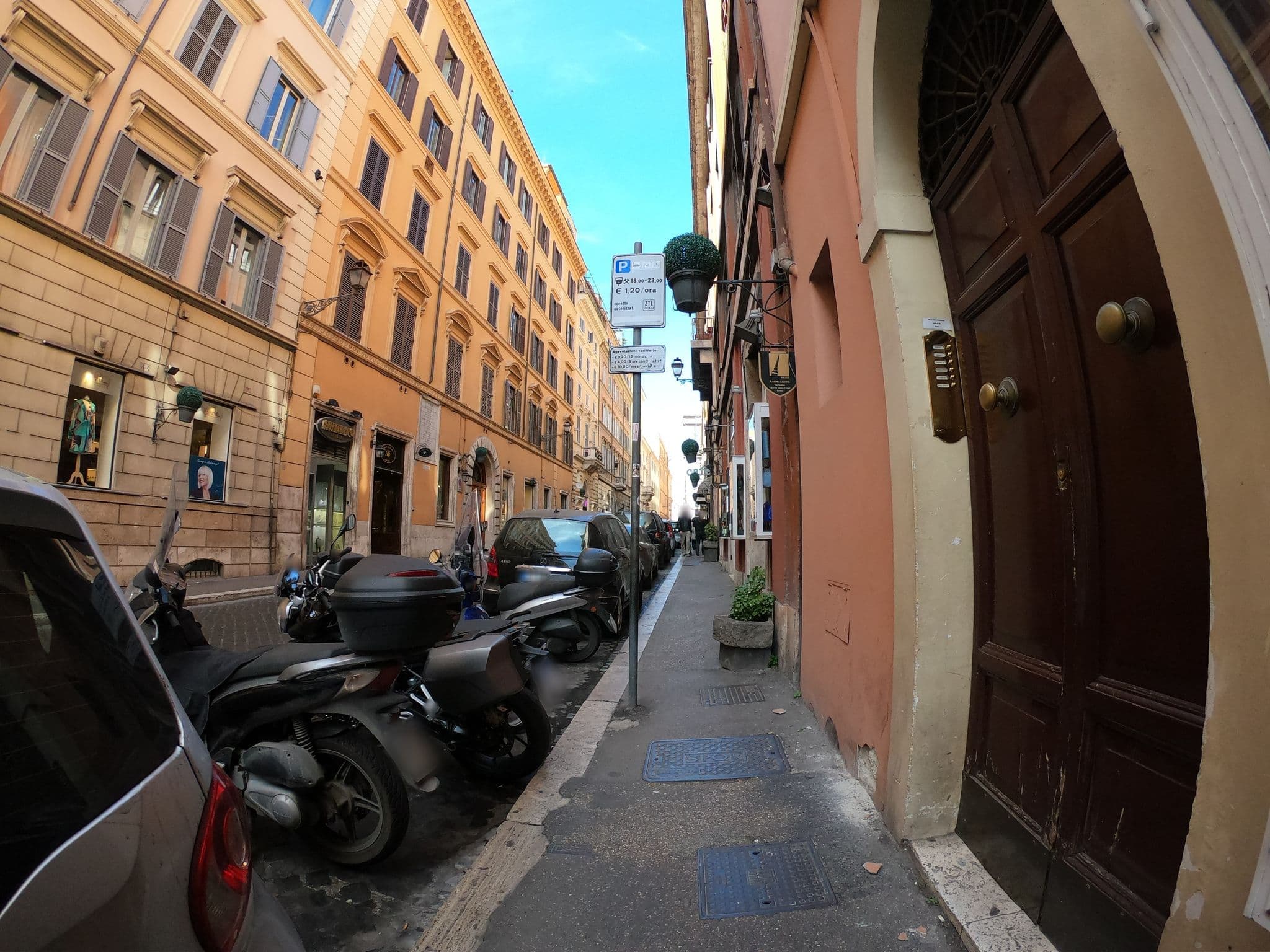 Street view near SuiteSistina for Brave Lovers, Ludovisi — © richlv (CC BY-SA · Mapillary)