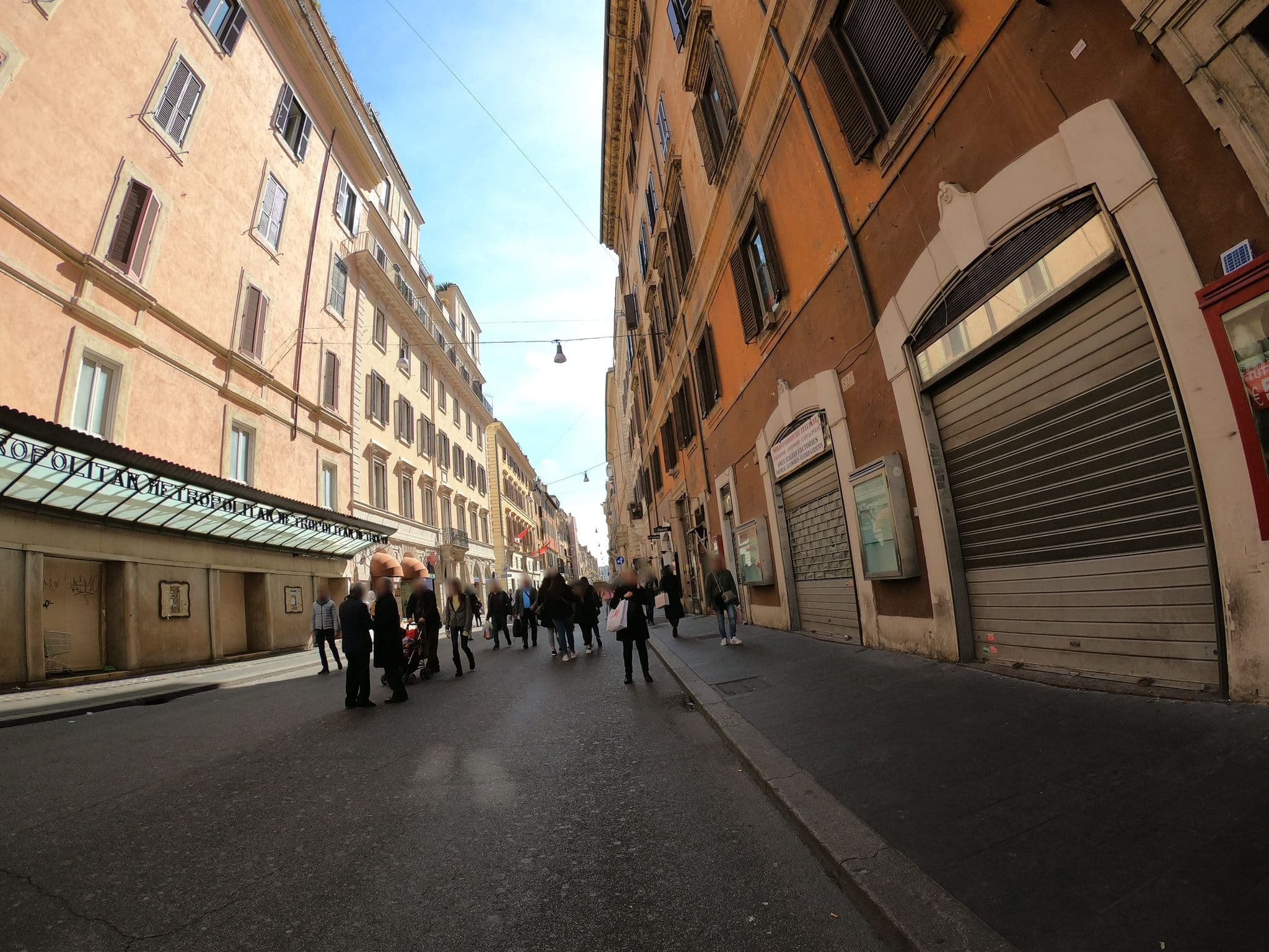Street view near Tridente Suites, Campo Marzio — © richlv (CC BY-SA · Mapillary)