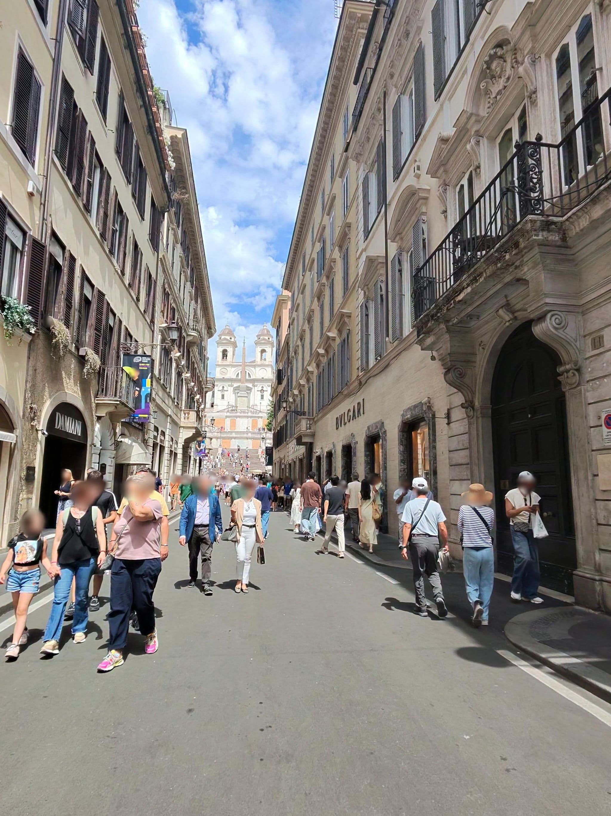 Street view near Suites Garibaldi, Sant'Eustachio — © omfg_notpr (CC BY-SA · Mapillary)