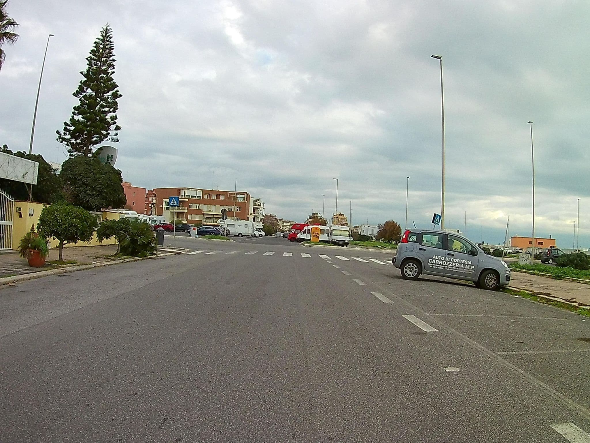 Street view near Dipendenza Hotel Bellavista, Lido di Ostia — © giopac (CC BY-SA · Mapillary)