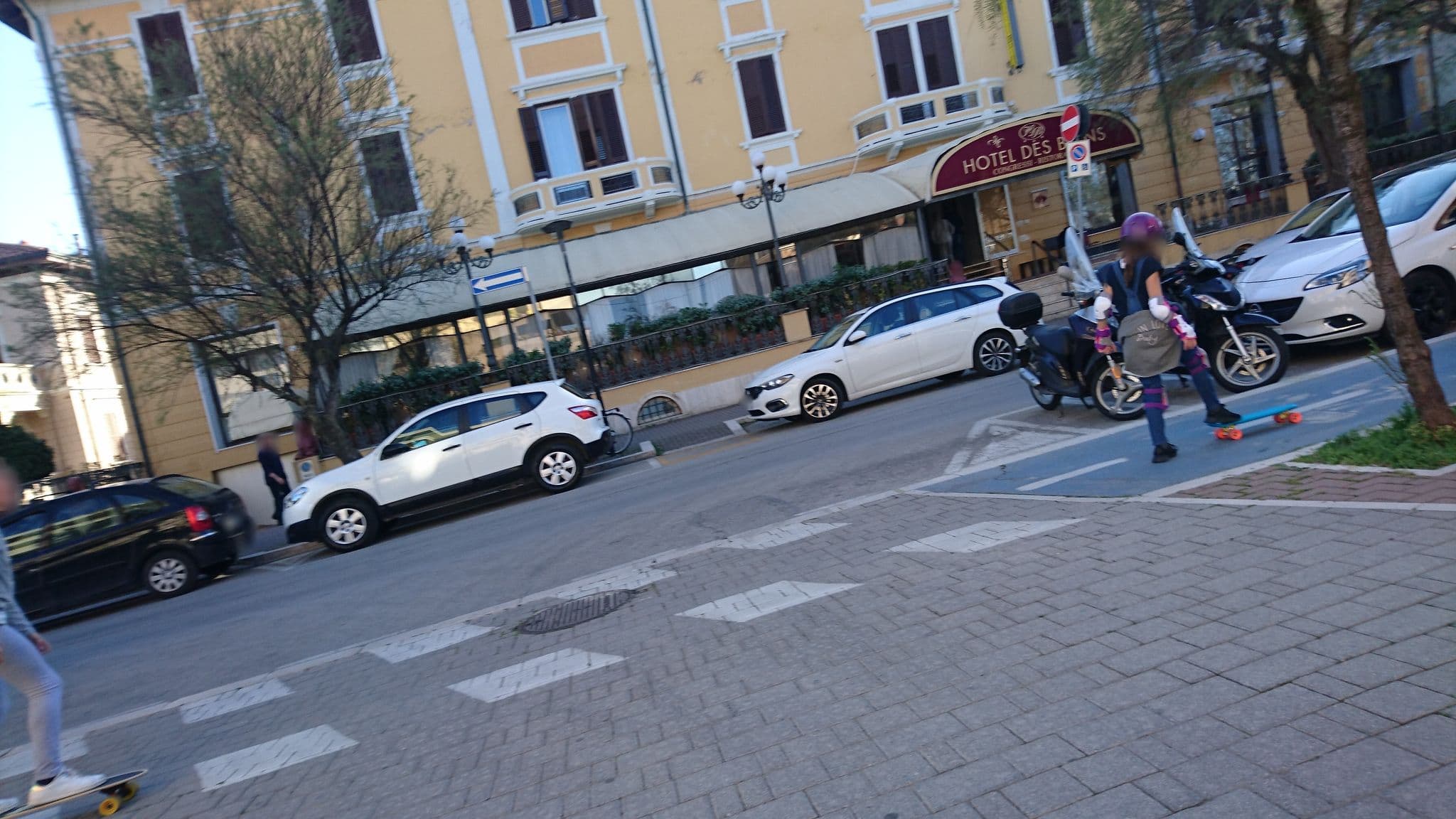 Street view near Nouvel Hotel Des Bains, Pesaro — © voschix (CC BY-SA · Mapillary)