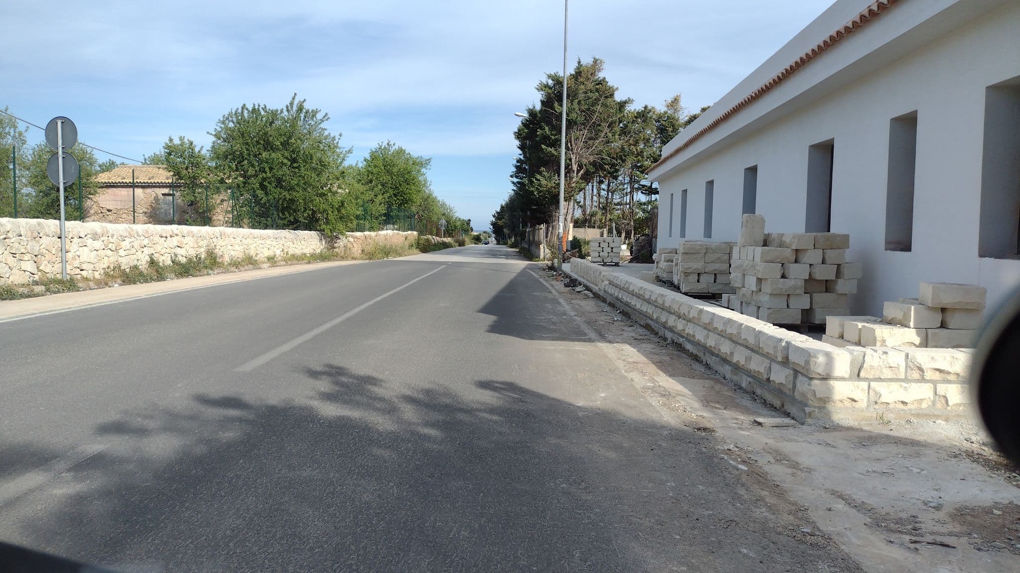 Street view near Il Paguro, Avola — © notobiene (CC BY-SA · Mapillary)