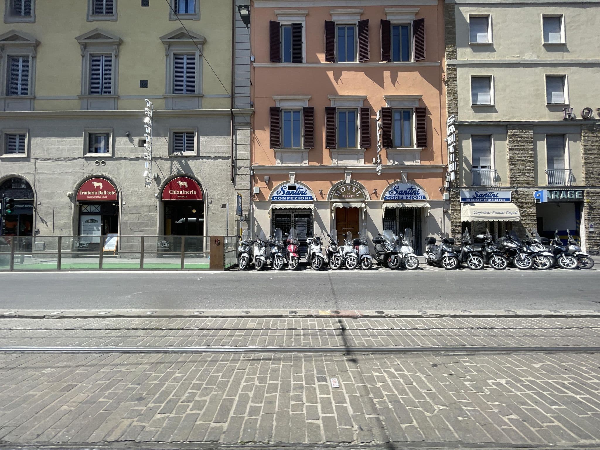 Street view near JR Hotels Hermes Firenze, Florence — © filipb (CC BY-SA · Mapillary)