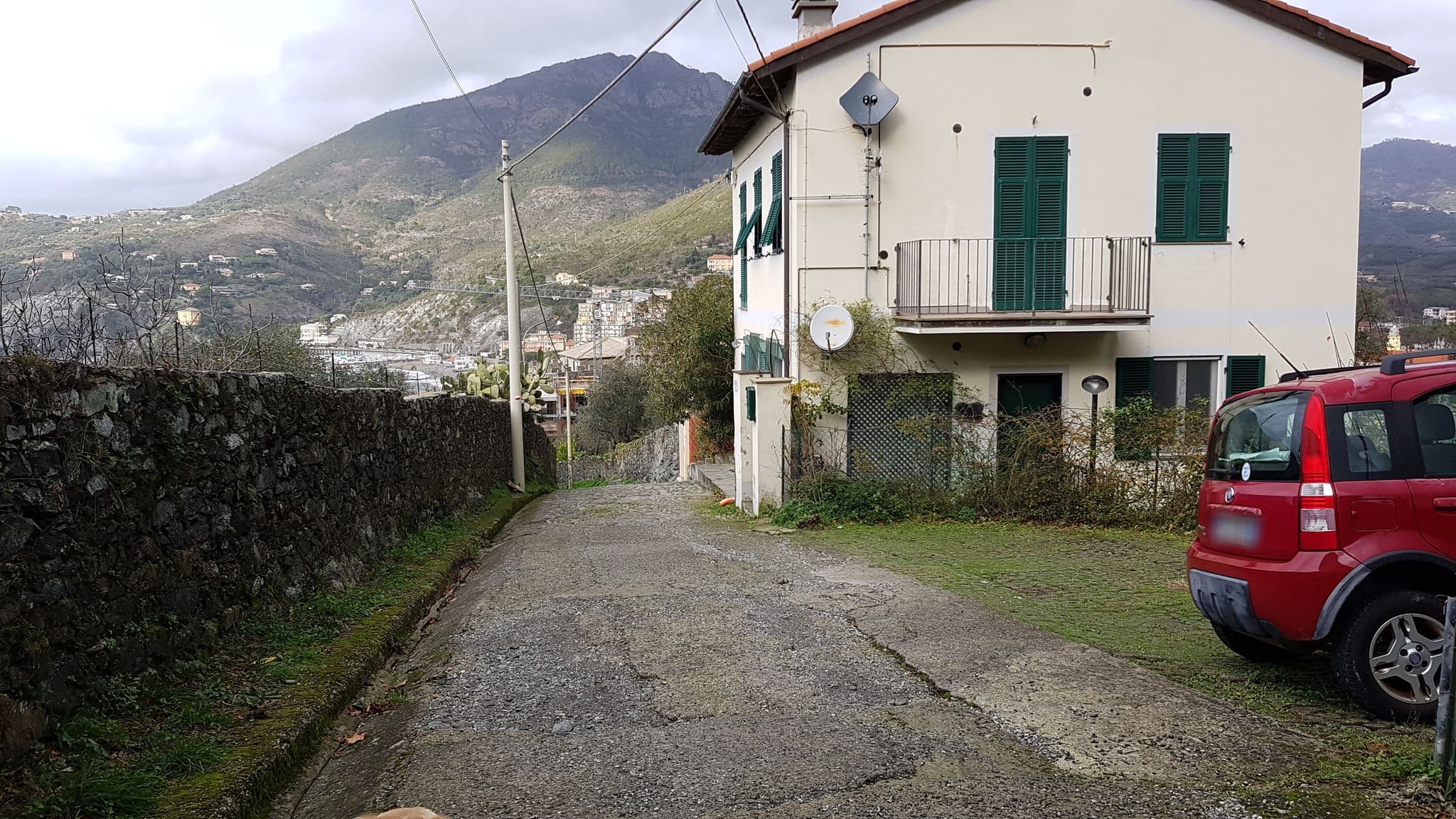 Street view near Sweet Helen, Levanto