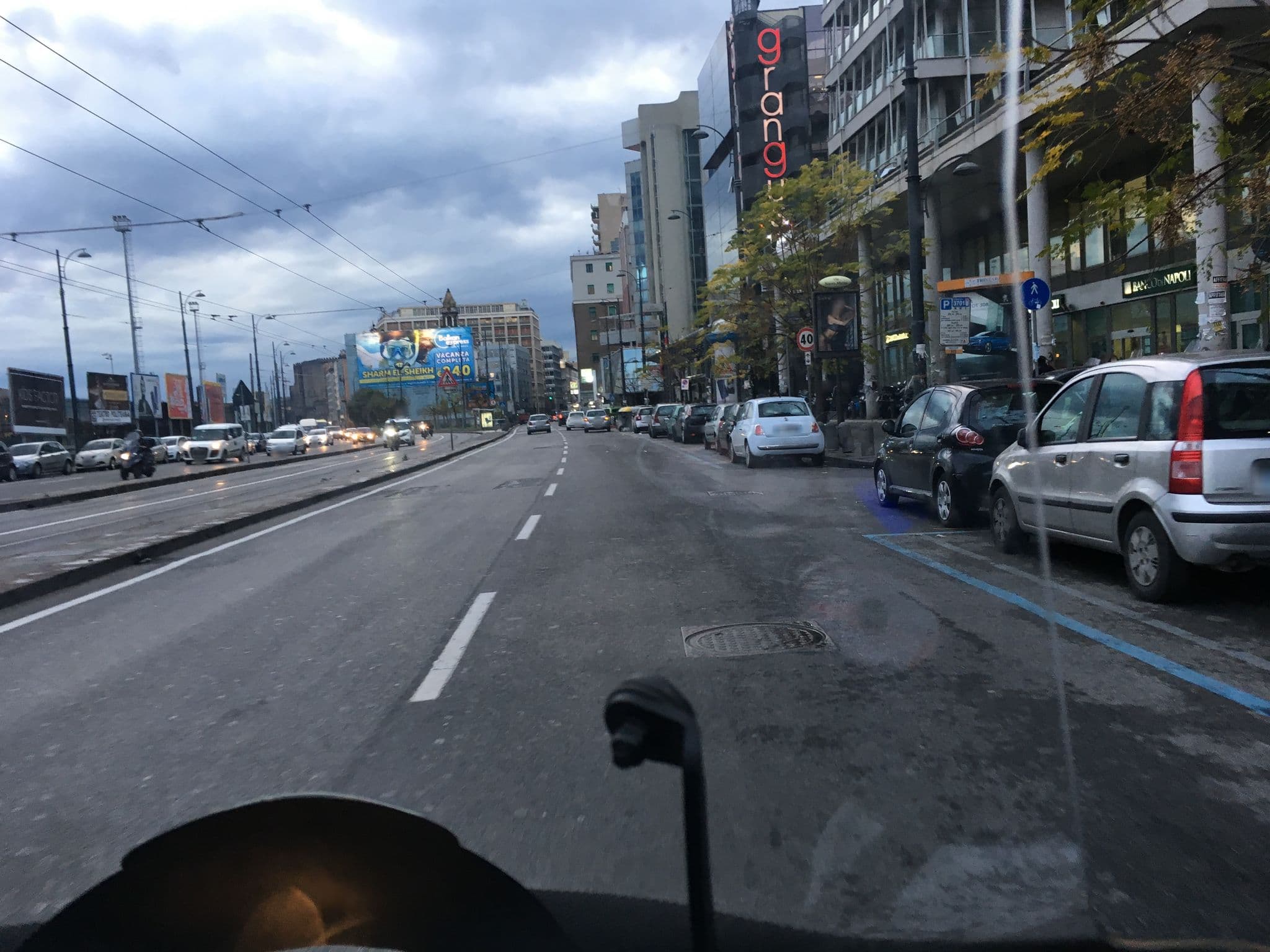 Street view near Ichome Napoli, Porto — © andrea96 (CC BY-SA · Mapillary)
