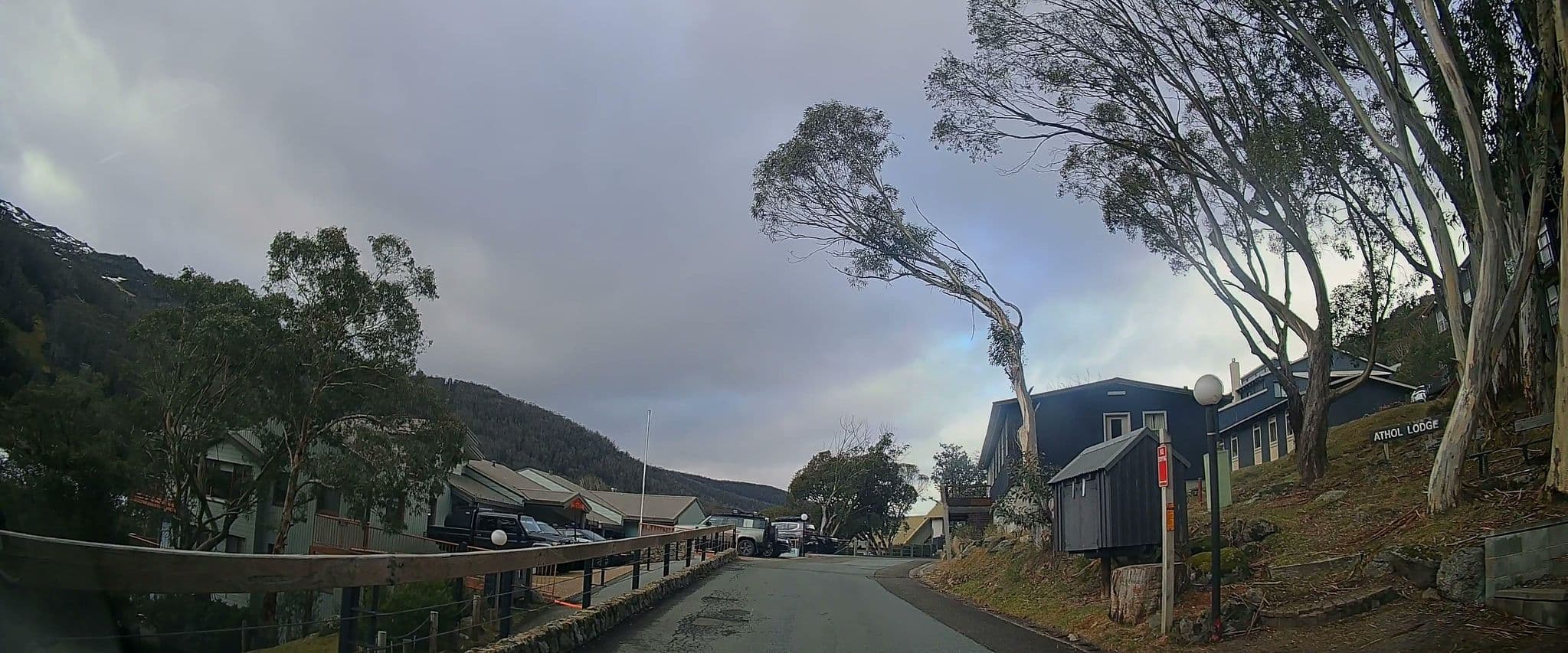 Street view near Lhotskys Apartments, Jindabyne — © maxim752 (CC BY-SA · Mapillary)