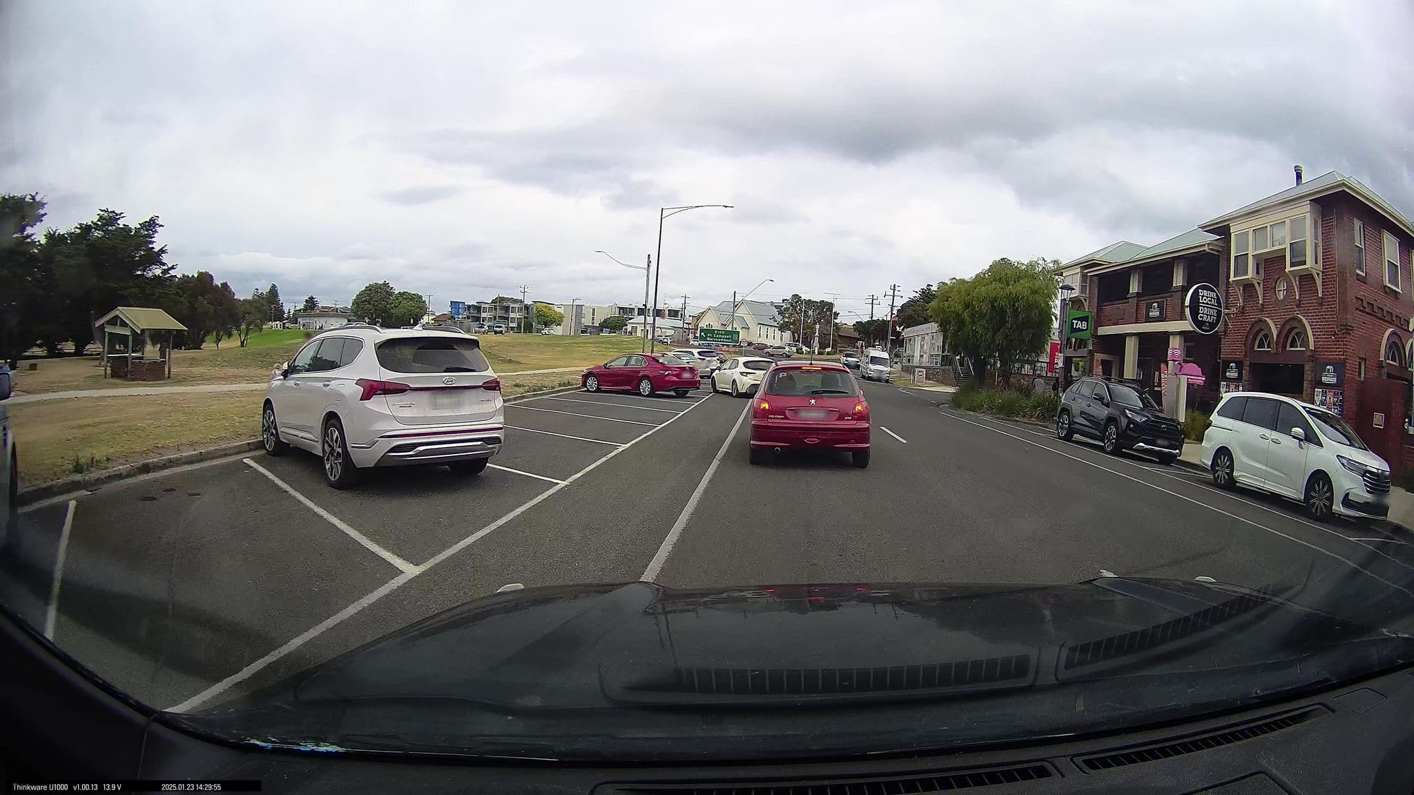 Street view near Brewhouse, Apollo Bay — © maxim752 (CC BY-SA · Mapillary)