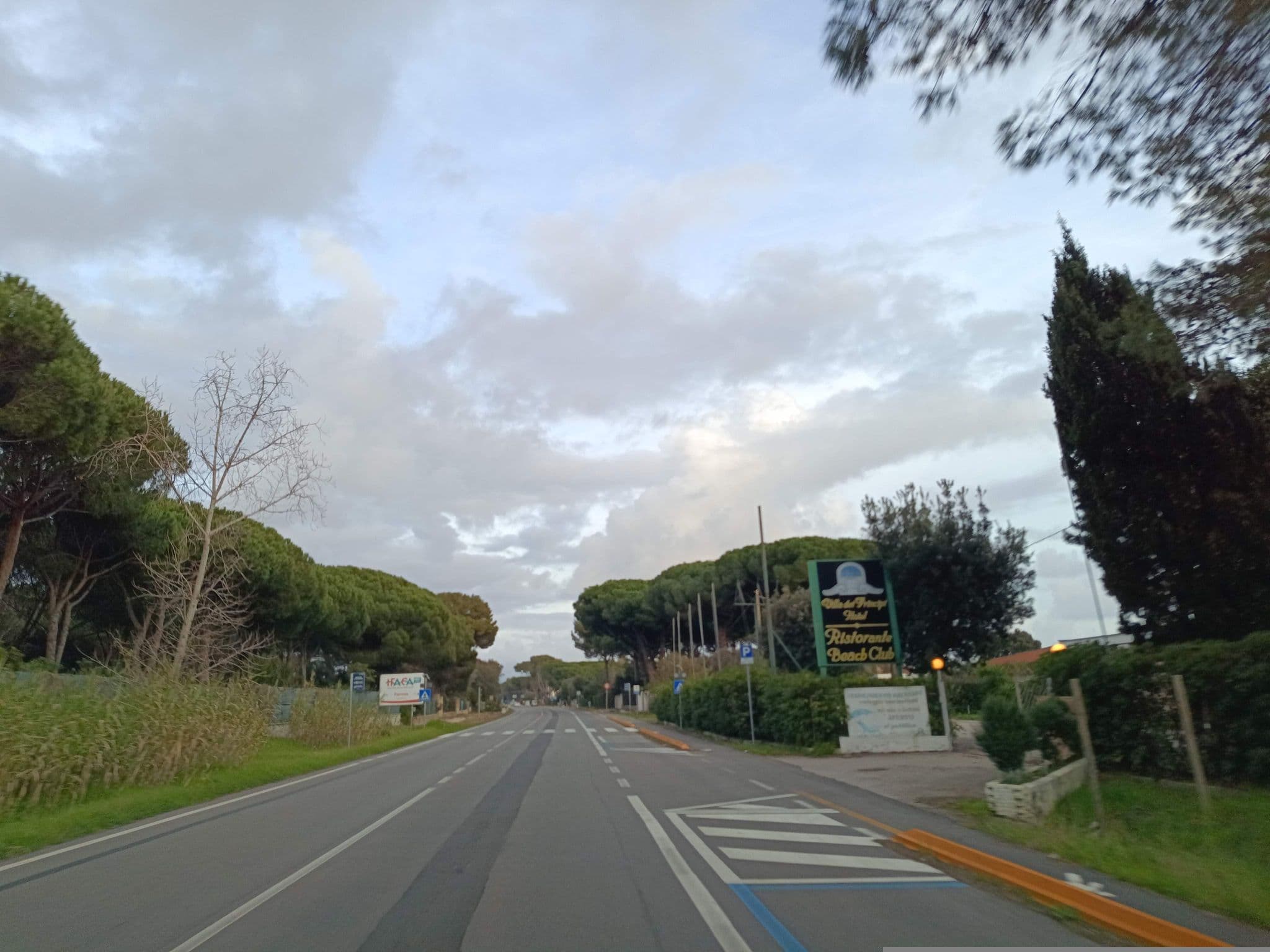Street view near Villa dei Principi, Terracina — © odiug (CC BY-SA · Mapillary)