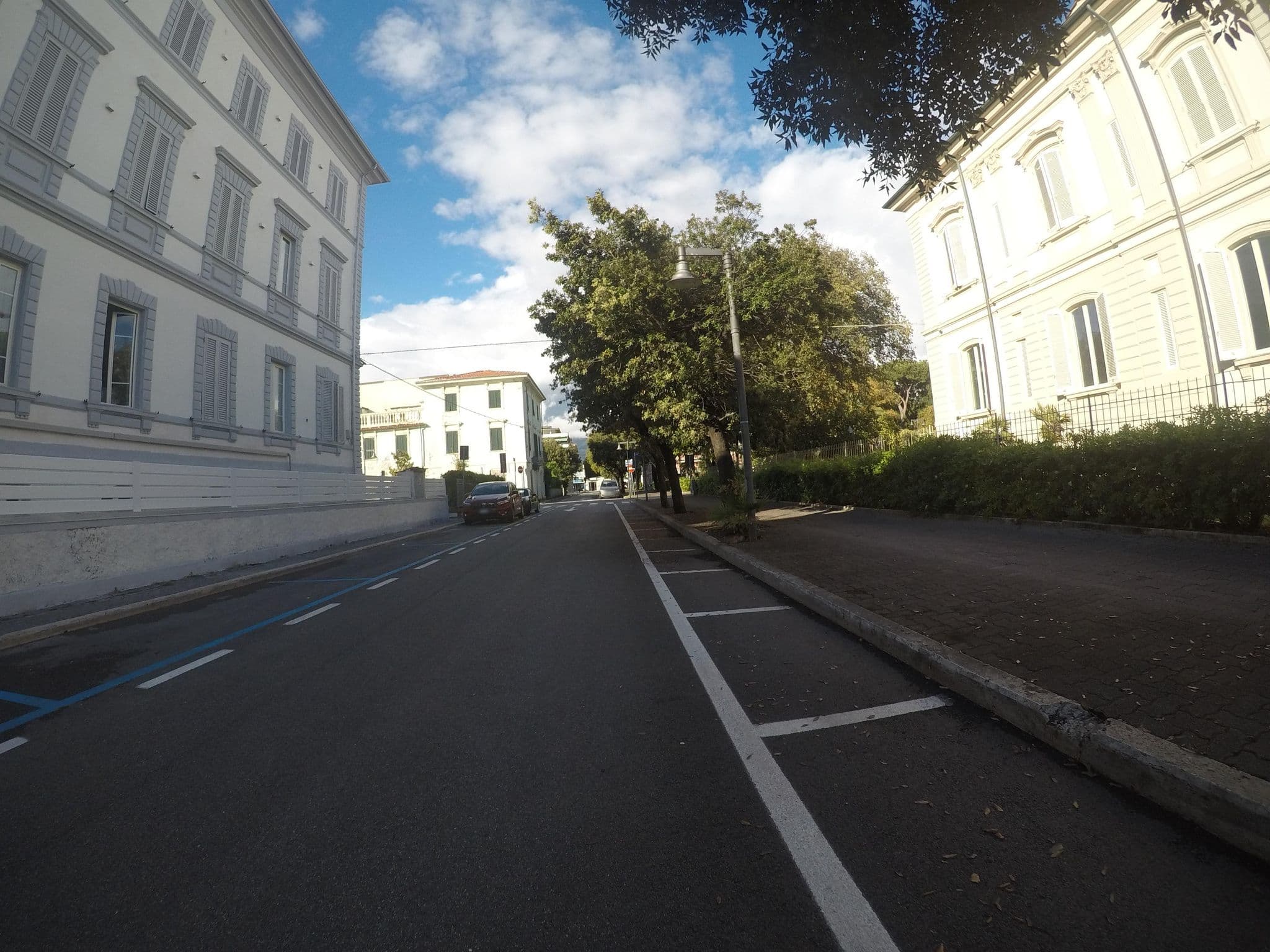 Street view near Hotel Tirreno, Marina di Massa — © cxc (CC BY-SA · Mapillary)