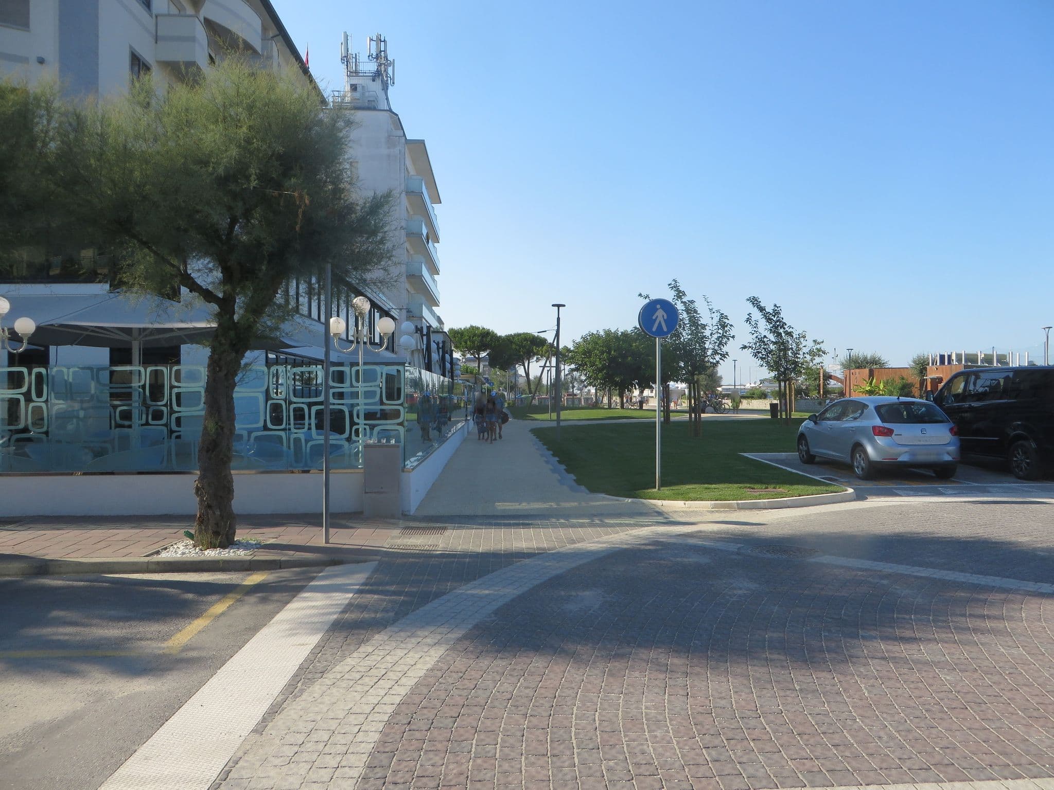 Street view near Hotel delle Nazioni, Milano Marittima