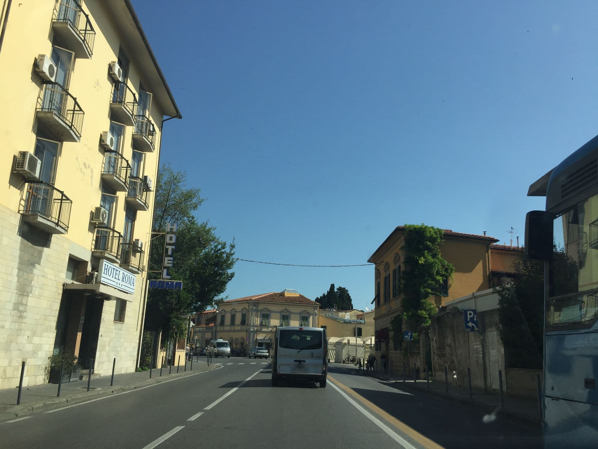Street view near Hotel Roma, Barbaricina — © mapillary_service (CC BY-SA · Mapillary)