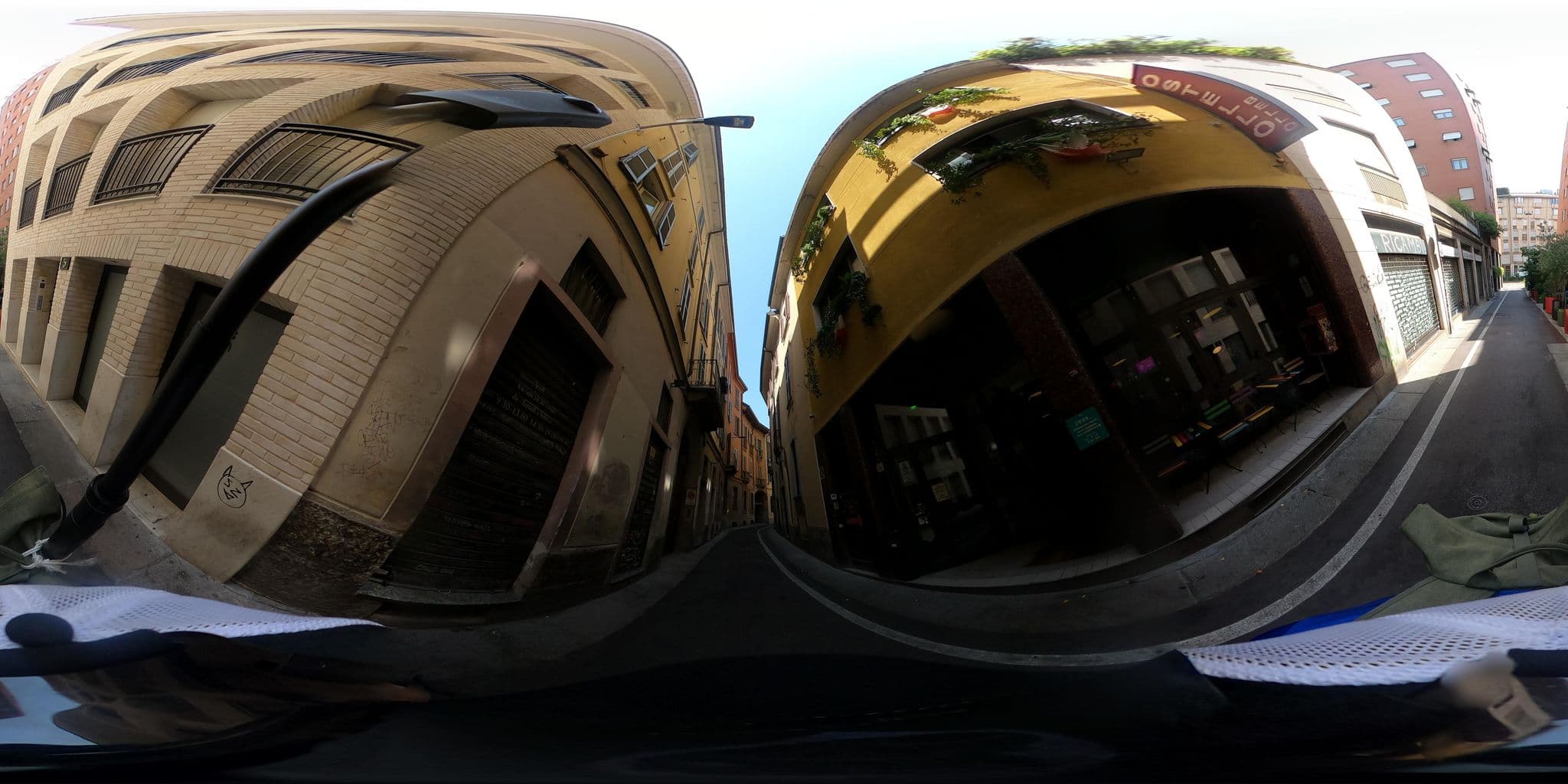 Street view near Hotel Ariston, Milan — © mapconcierge (CC BY-SA · Mapillary)