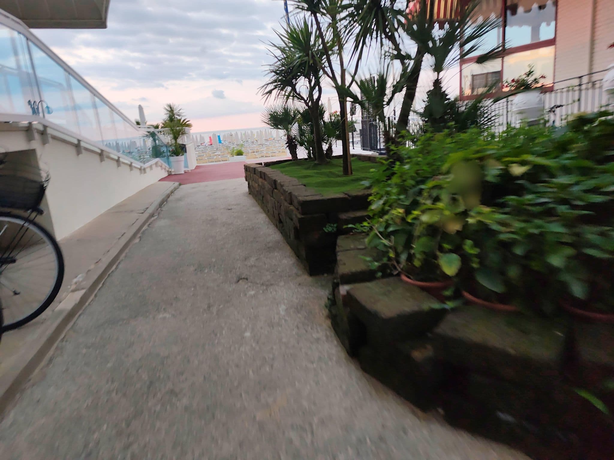 Street view near El Salvador, Lido di Jesolo — © Duro (CC BY-SA · Mapillary)