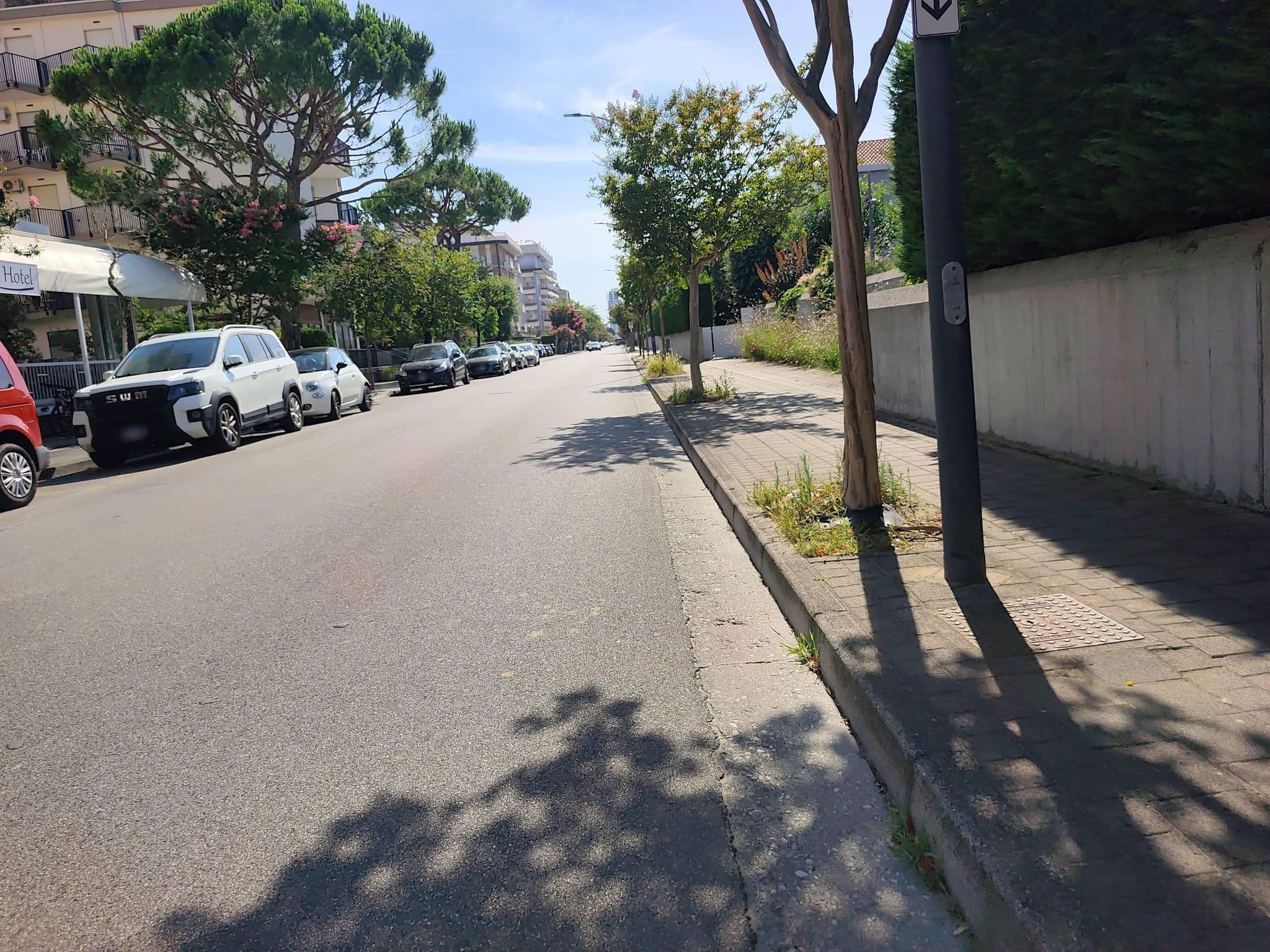 Street view near Le Petit Hotel, Lido di Jesolo