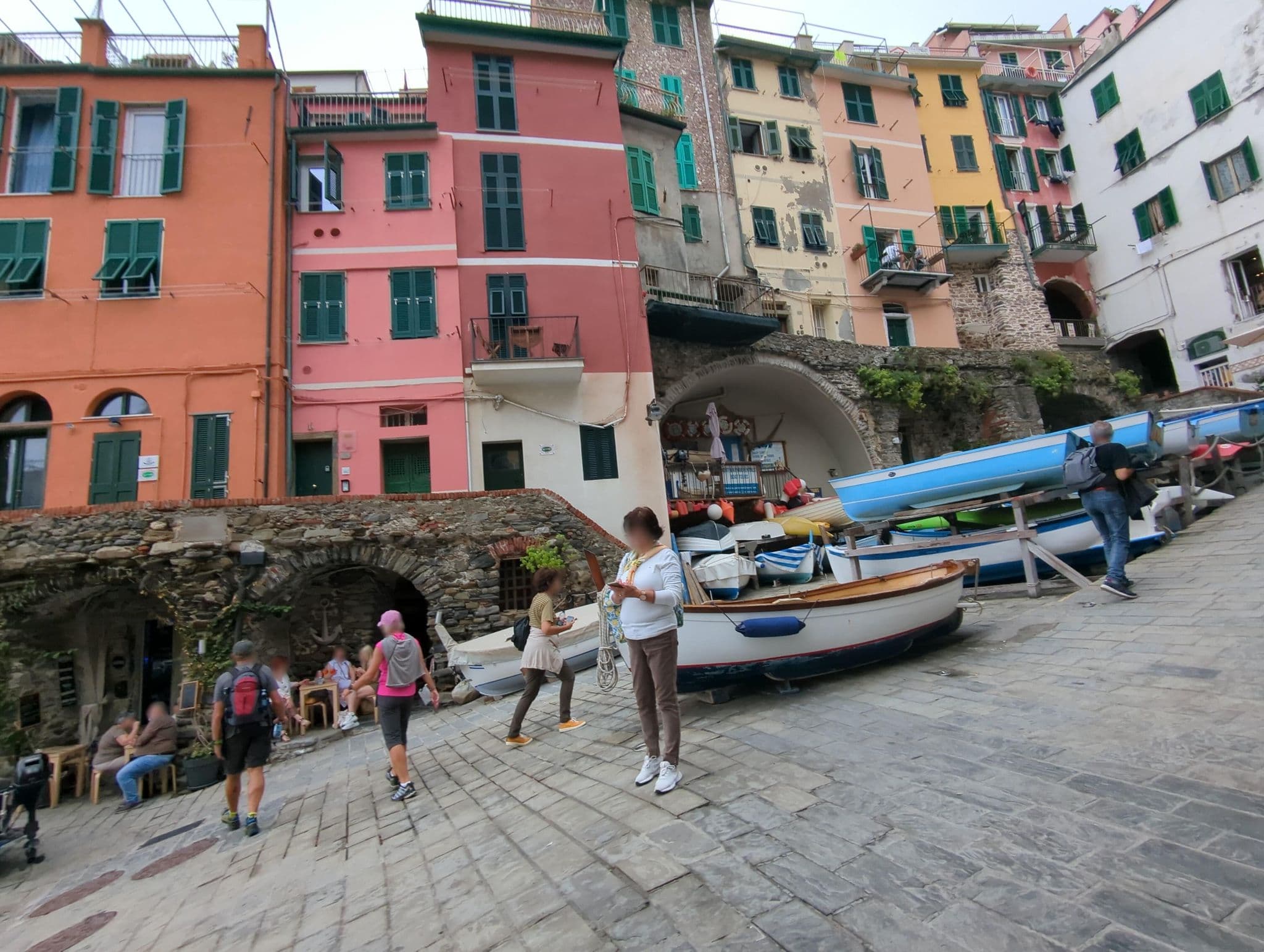 Street view near Rio Rooms, Riomaggiore — © ente (CC BY-SA · Mapillary)