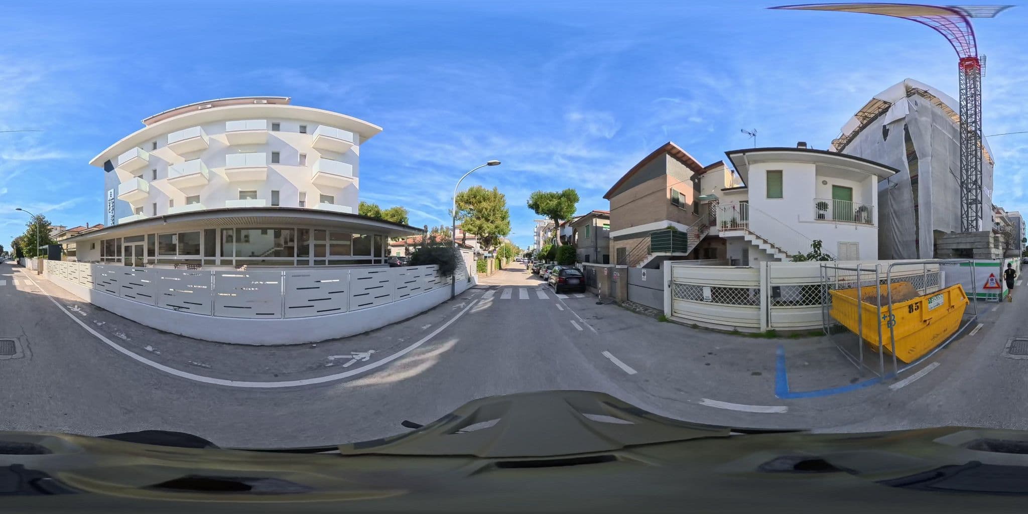 Street view near Hotel Poseidon, Martinsicuro — © maloss34 (CC BY-SA · Mapillary)