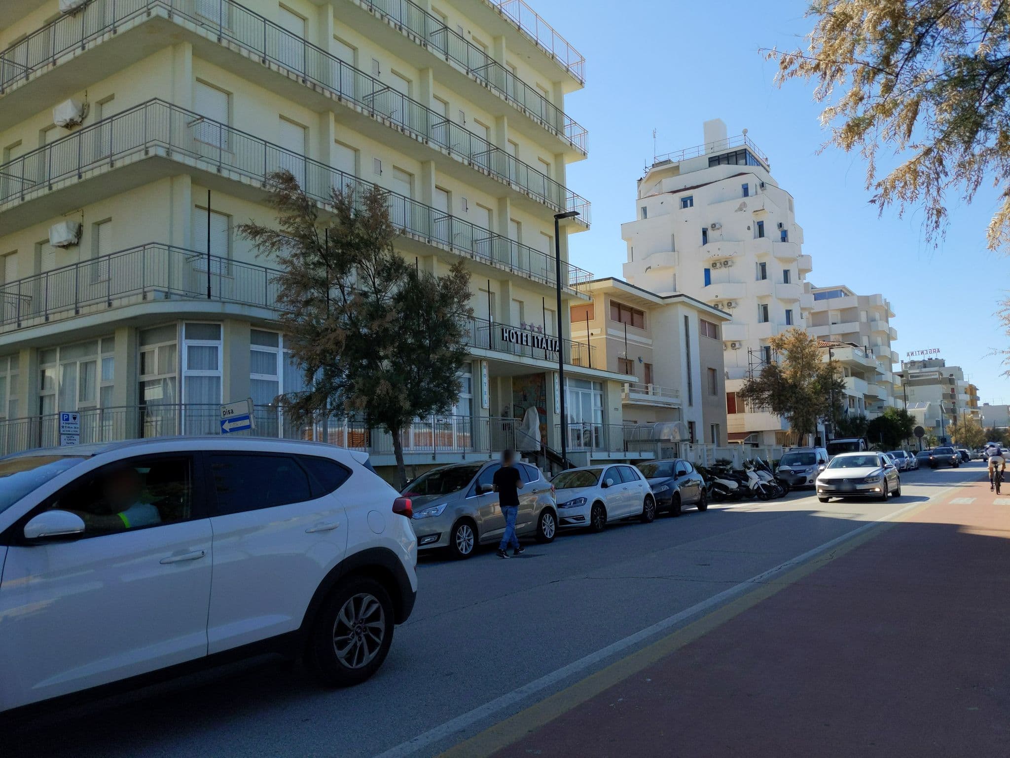 Street view near Hotel Italia, Senigallia — © sorcrosc (CC BY-SA · Mapillary)