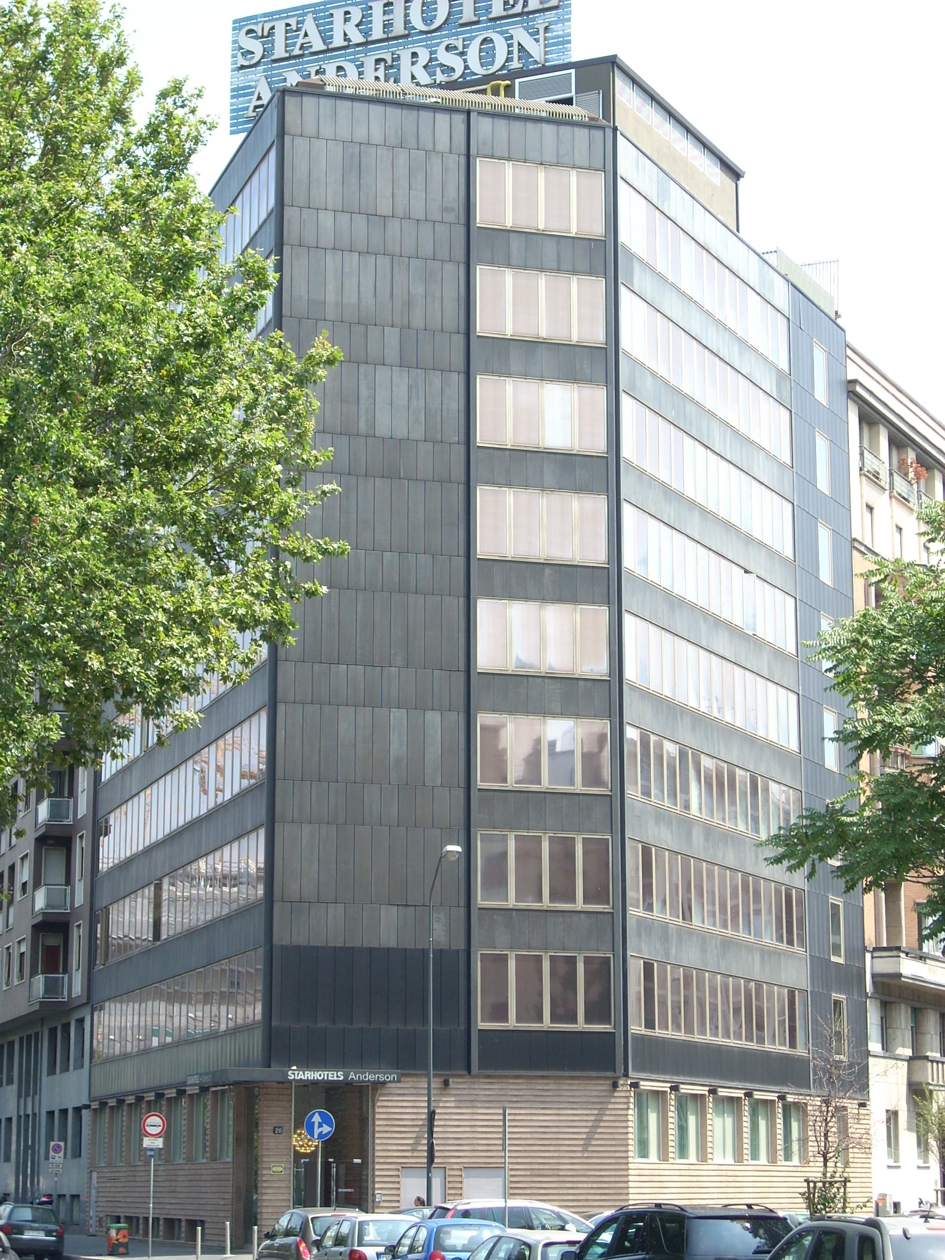 Starhotels Anderson — photo via Wikimedia Commons