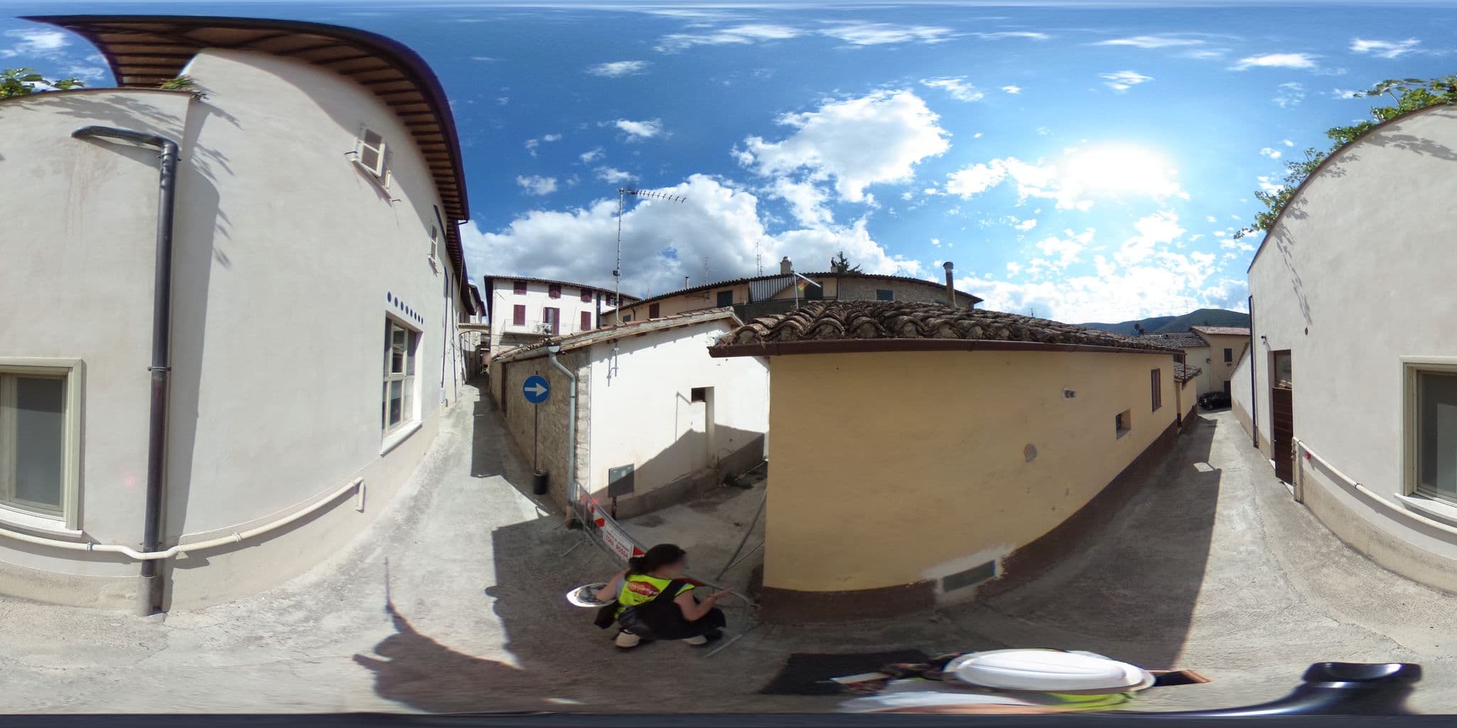 Street view near Palazzo Seneca, Norcia — © valentina_p (CC BY-SA · Mapillary)