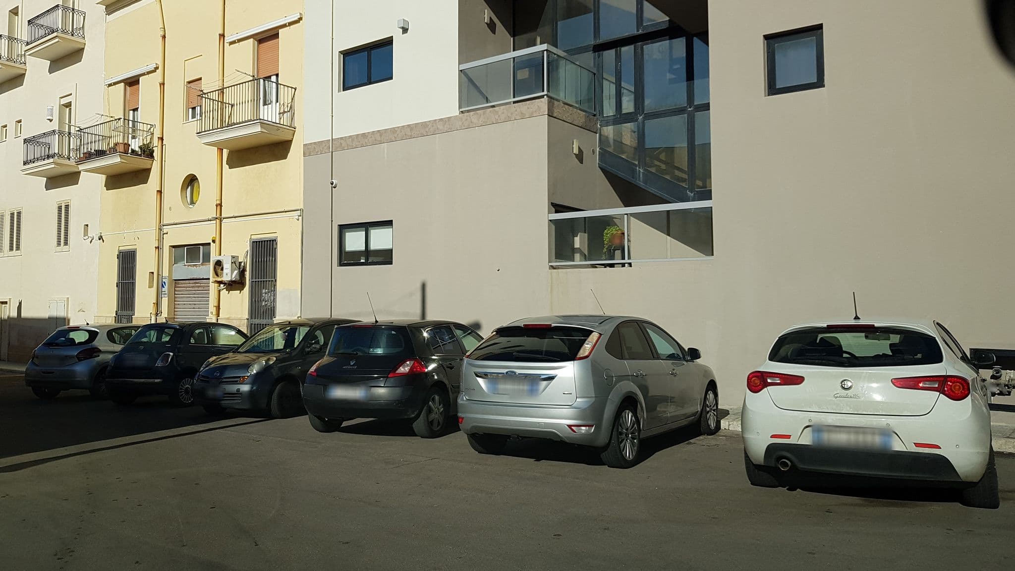 Street view near Hotel Fly, Gallipoli — © ale_zena_it (CC BY-SA · Mapillary)