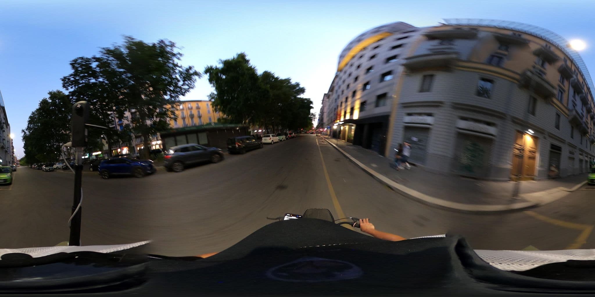 Street view near City Life Hotel Poliziano, Chinatown — © mapconcierge (CC BY-SA · Mapillary)