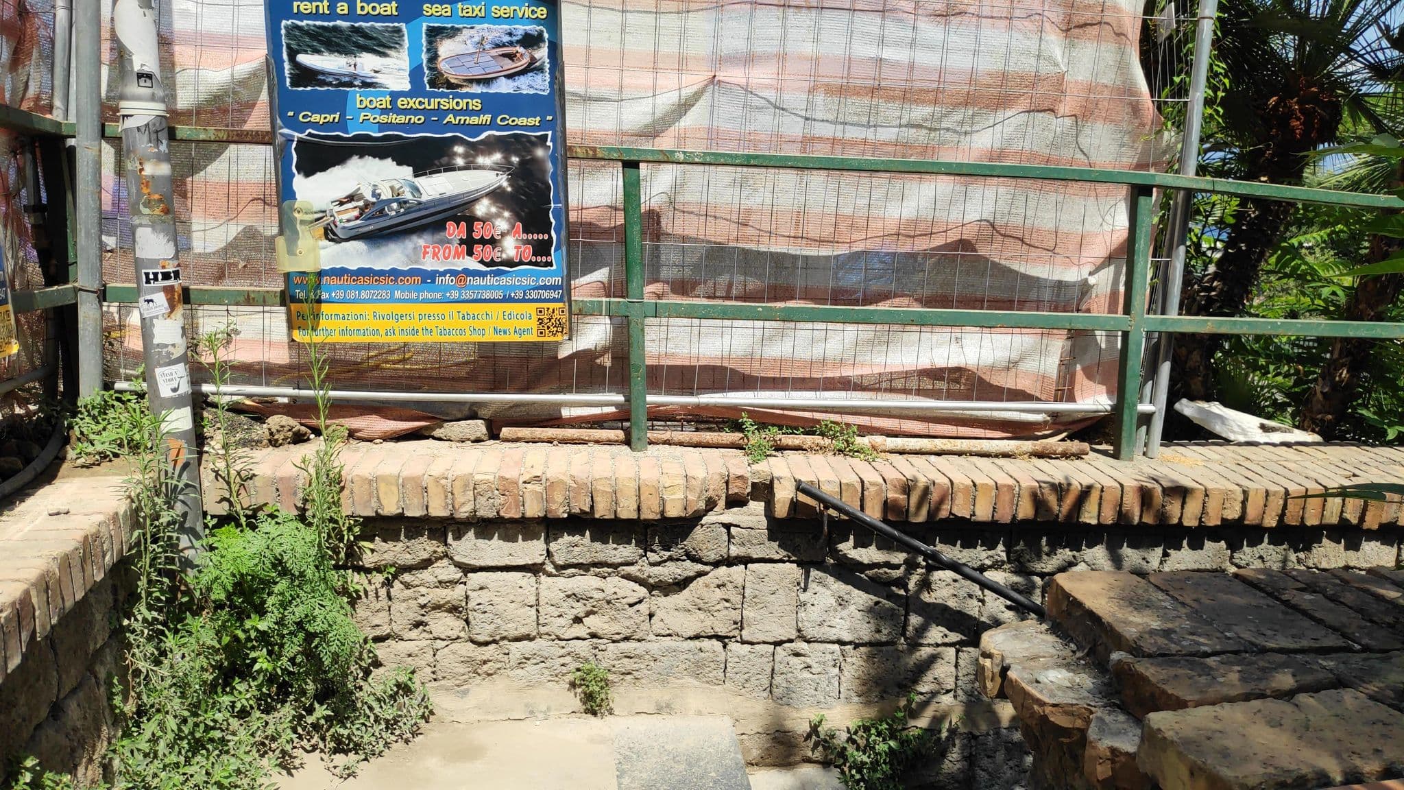 Street view near Villa la Terrazza, Sorrento — © marcuscalabresus (CC BY-SA · Mapillary)