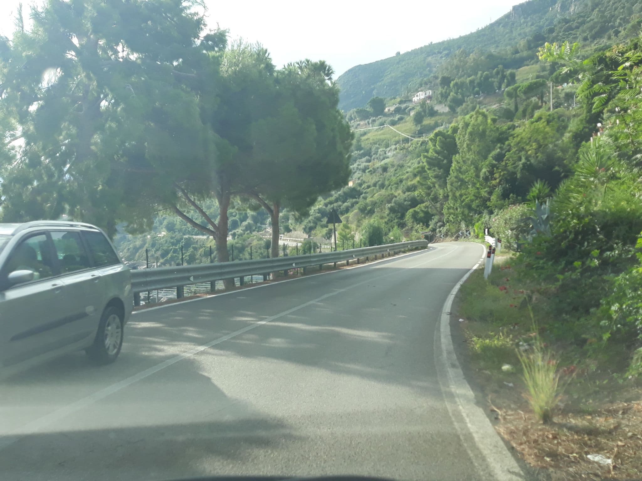 Street view near Blue Bay, Cefalù — © roberto_inzerillo (CC BY-SA · Mapillary)