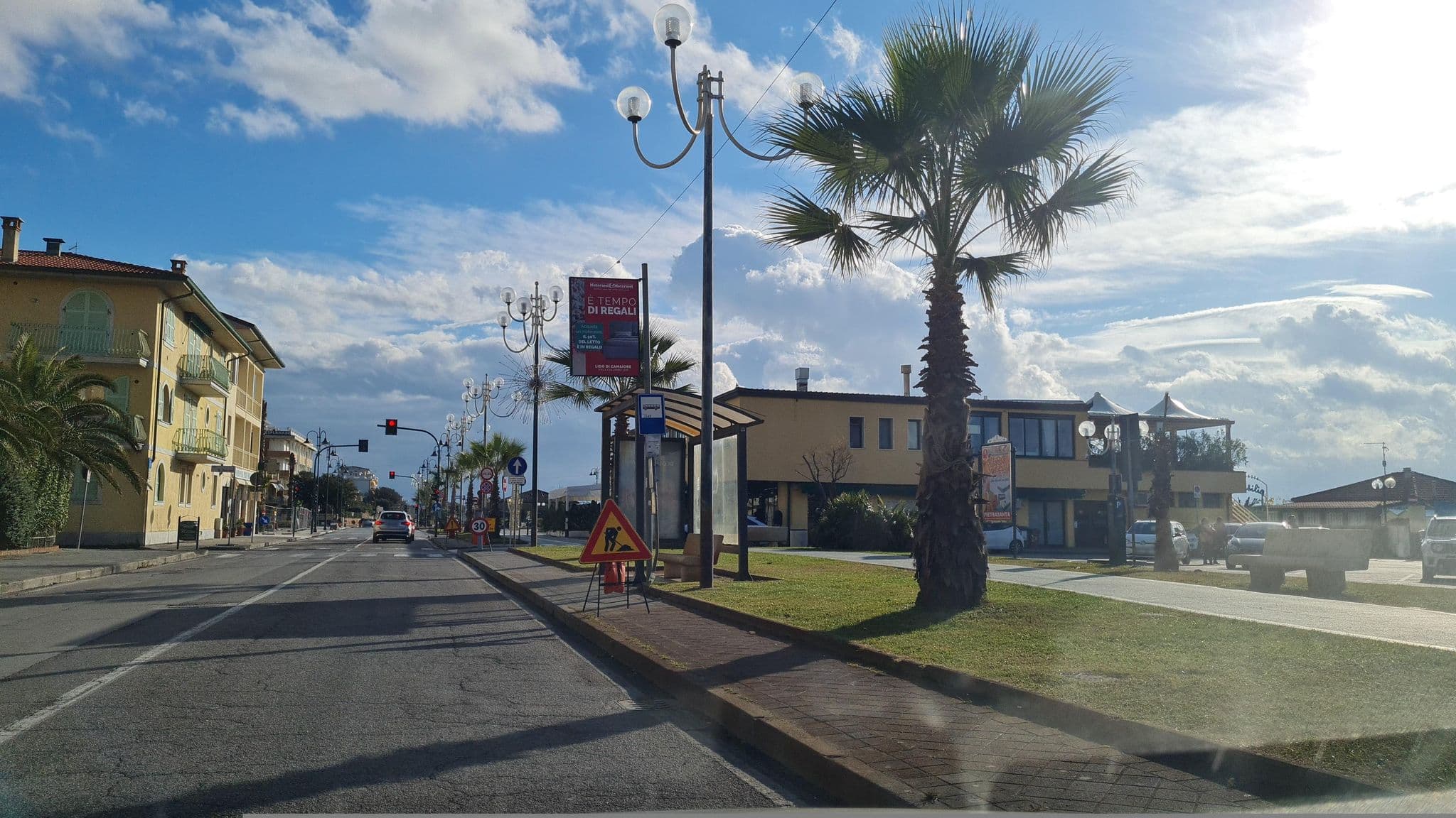Street view near Mirage, Pietrasanta — © laniuscollurio (CC BY-SA · Mapillary)