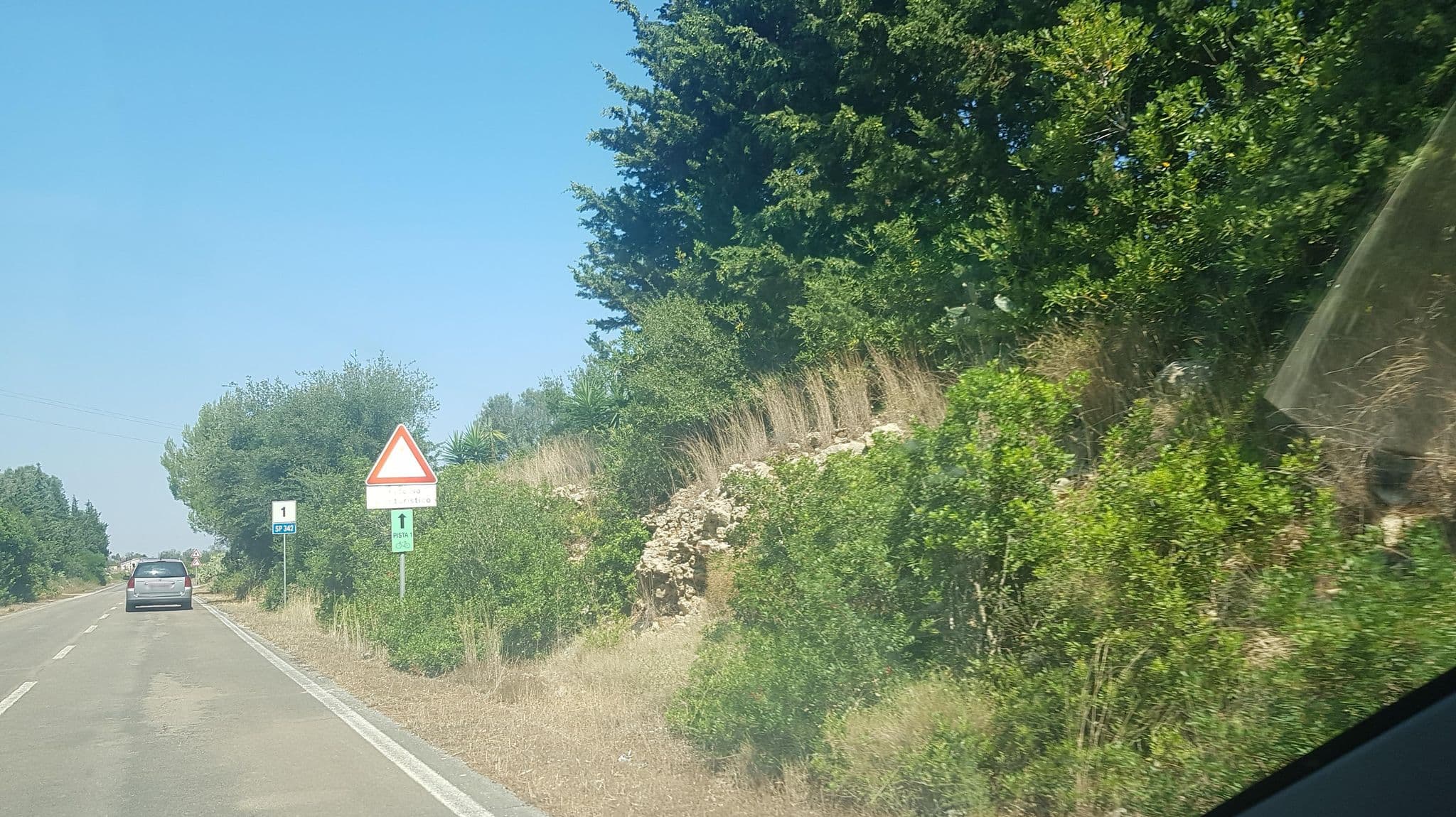 Street view near Cuti Mari, Borgagne — © ale_zena_it (CC BY-SA · Mapillary)
