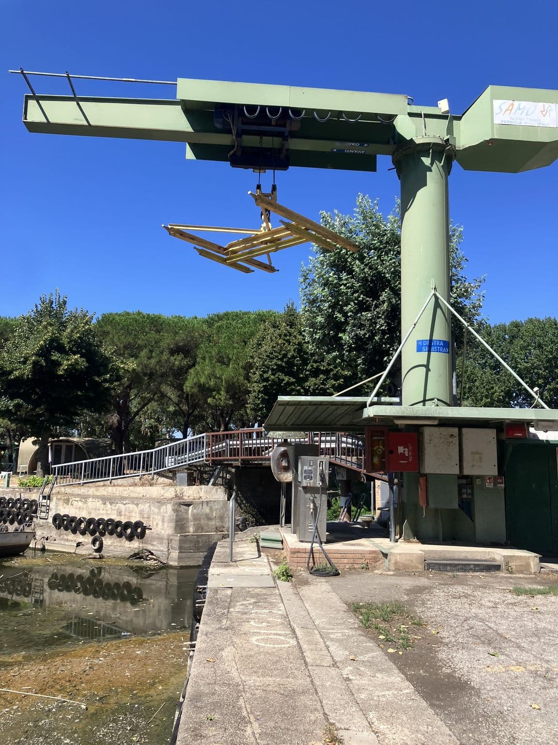 Street view near Camping Village Punta Navaccia, Tuoro sul Trasimeno — © CasGroenigen (CC BY-SA · Mapillary)