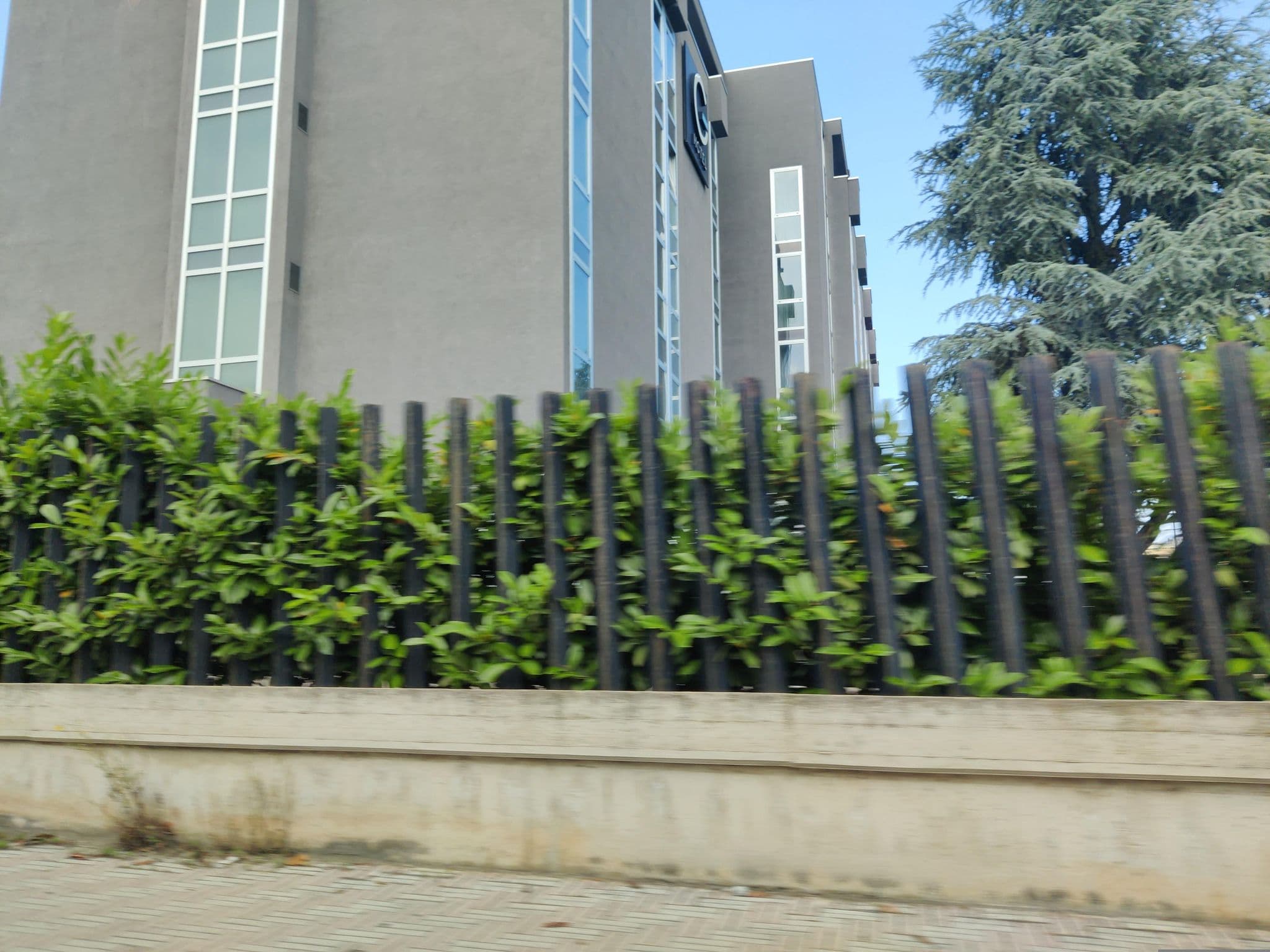 Street view near G Hotel Pescara, Pescara — © evvemoscia (CC BY-SA · Mapillary)
