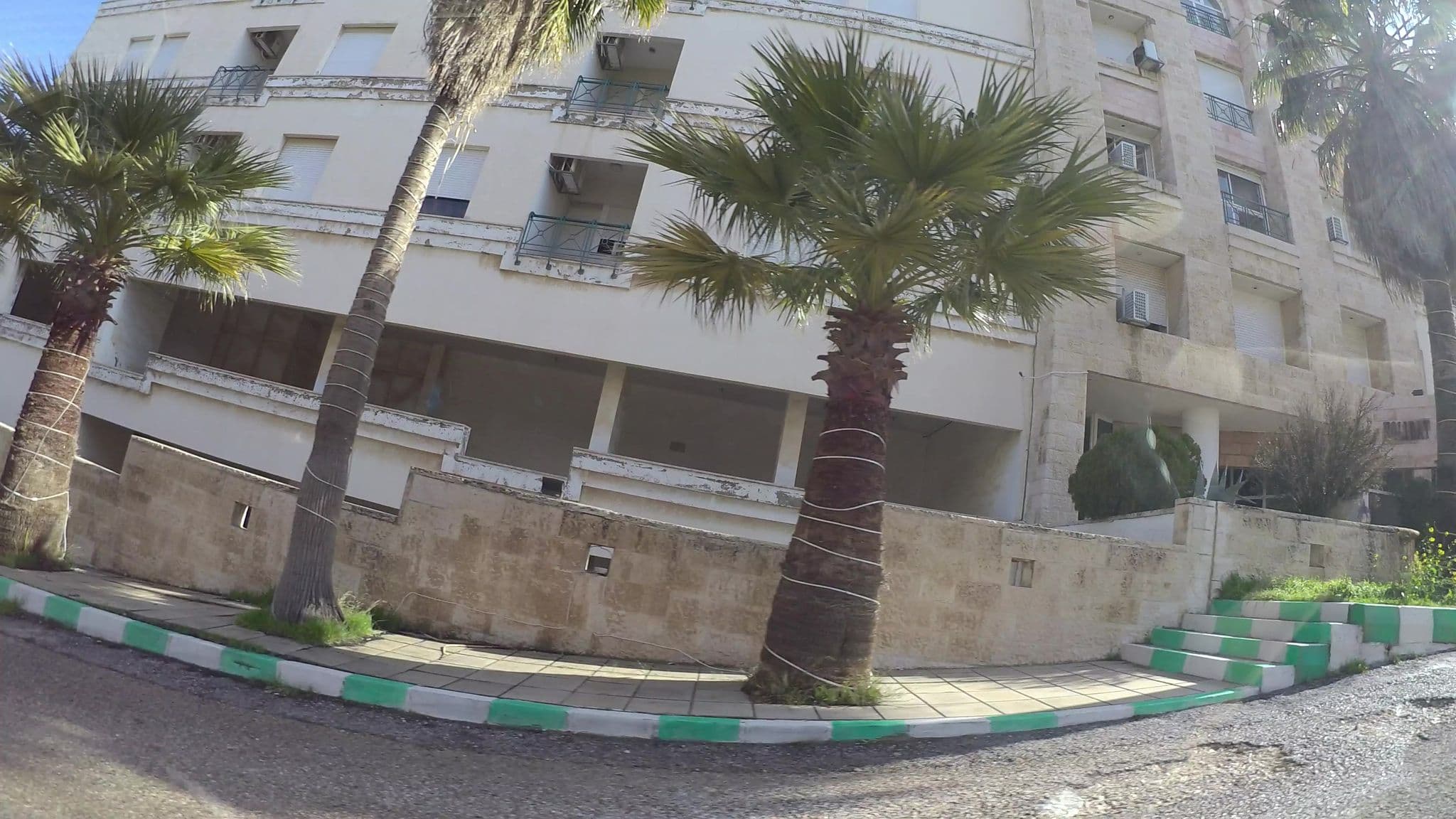 Street view near Holiday Center, Al Jubayhah — © kaart_1 (CC BY-SA · Mapillary)