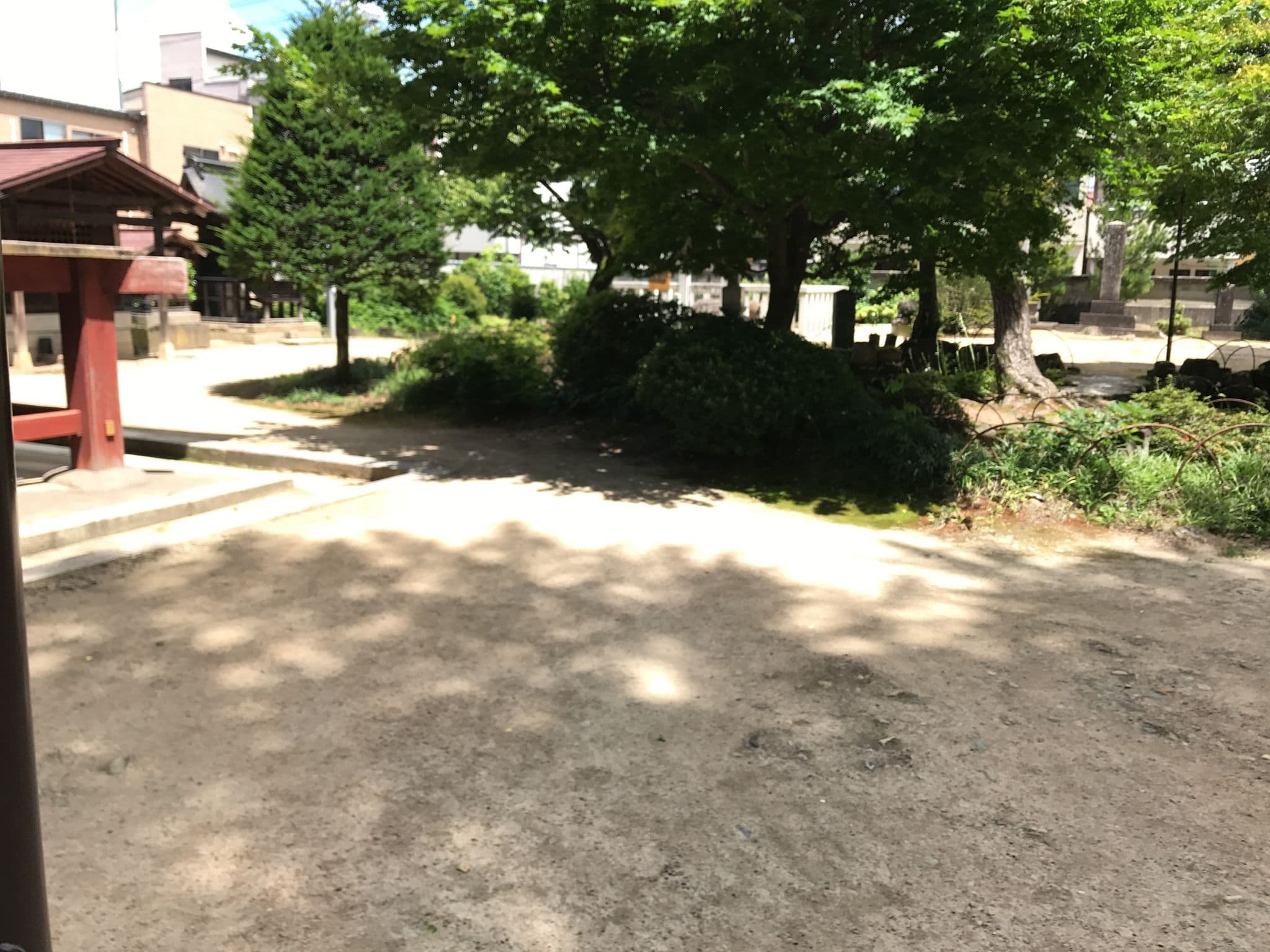 Street view near Guesthouse Kakurega, Takayama — © yaritsusozai (CC BY-SA · Mapillary)