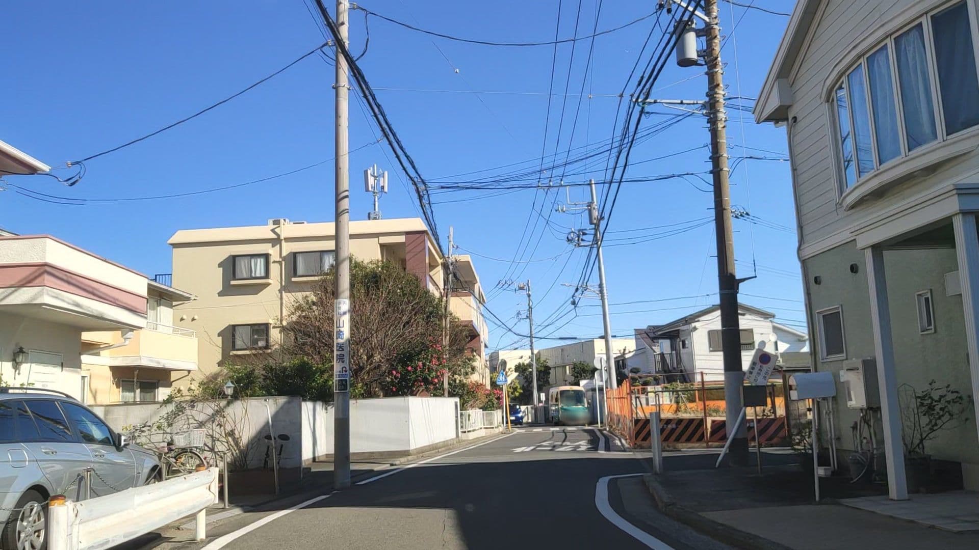 Street view near グリーンヒル山手B棟, Yokohama — © drivephotograph (CC BY-SA · Mapillary)