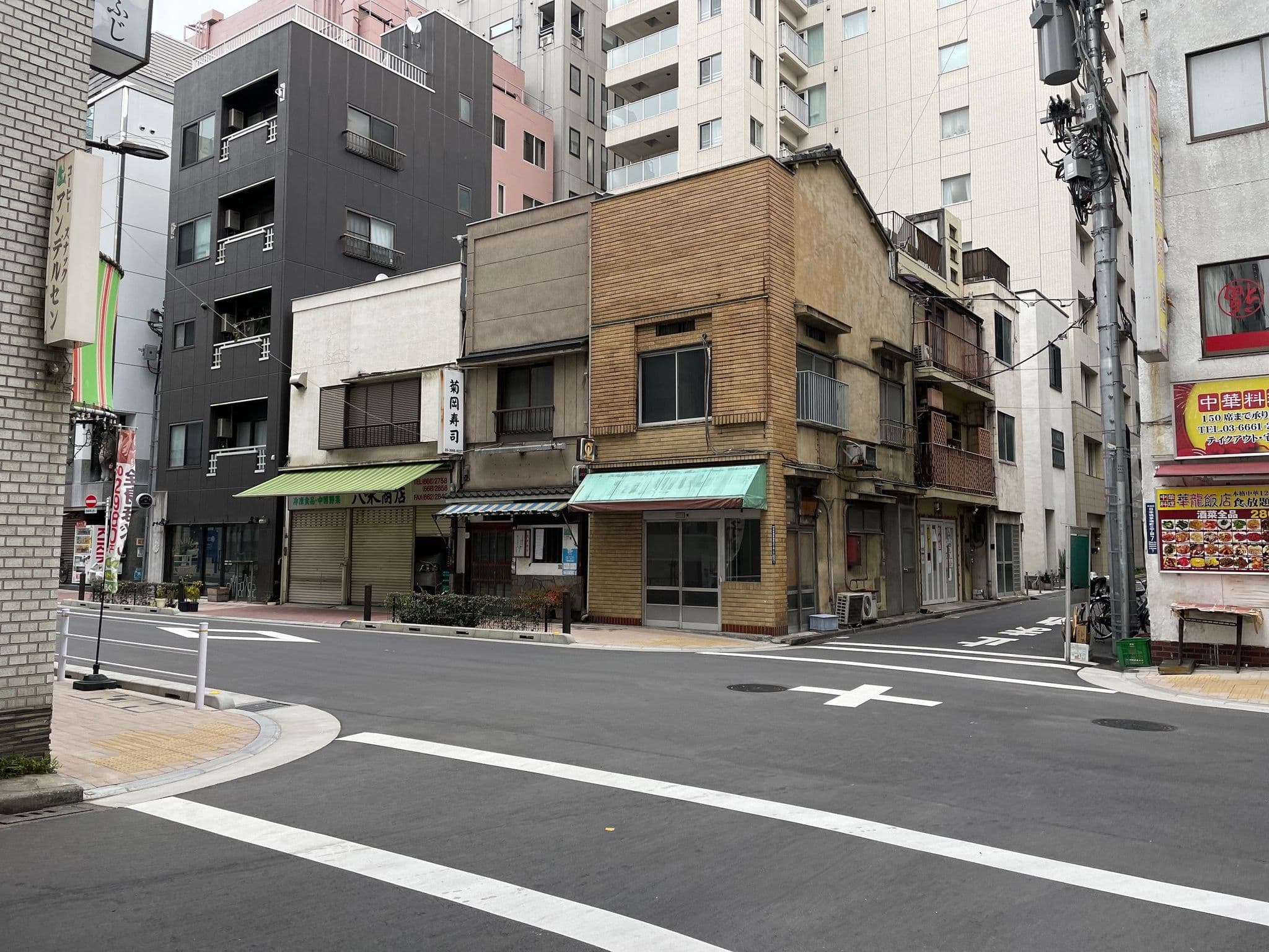 Street view near MIMARU東京 八丁堀, Nihonbashi-Kayabachō — © musashino5 (CC BY-SA · Mapillary)