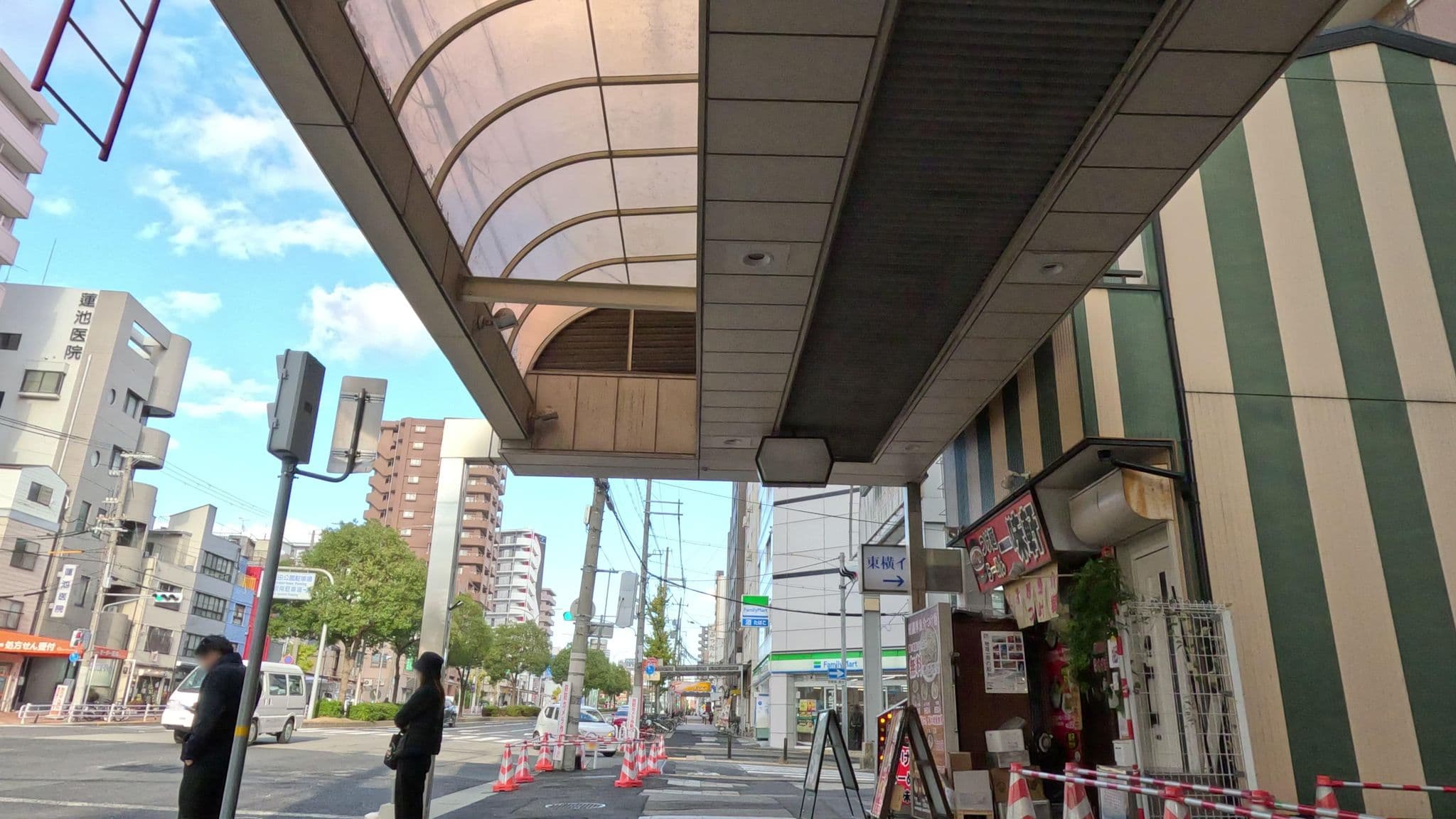 Street view near 東横INN, Kobe — © okadatsuneo (CC BY-SA · Mapillary)