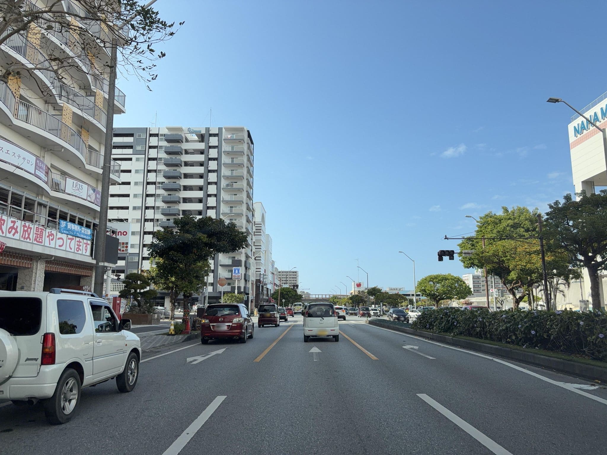 Street view near NAHA新都心HOTEL, Naha — © Kamikou (CC BY-SA · Mapillary)