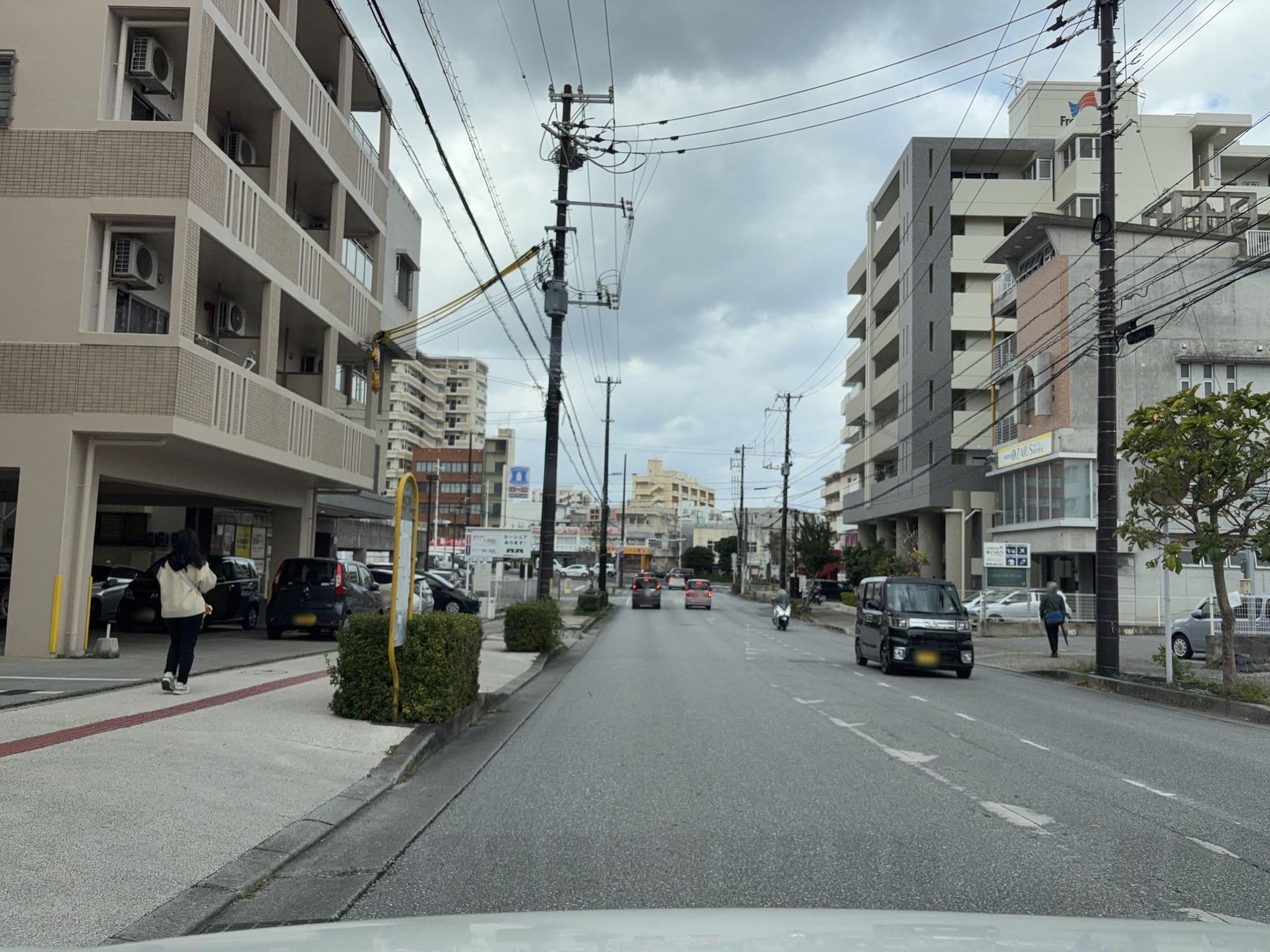 Street view near TERRACE RESORT 新都心, Naha — © Kamikou (CC BY-SA · Mapillary)