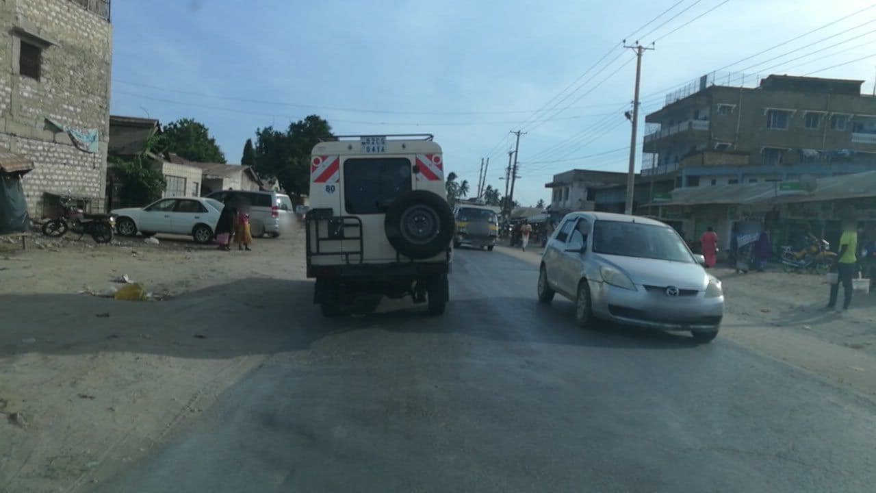 Street view near Ujamaa One Bar & Restaurant, Mombasa — © lga (CC BY-SA · Mapillary)