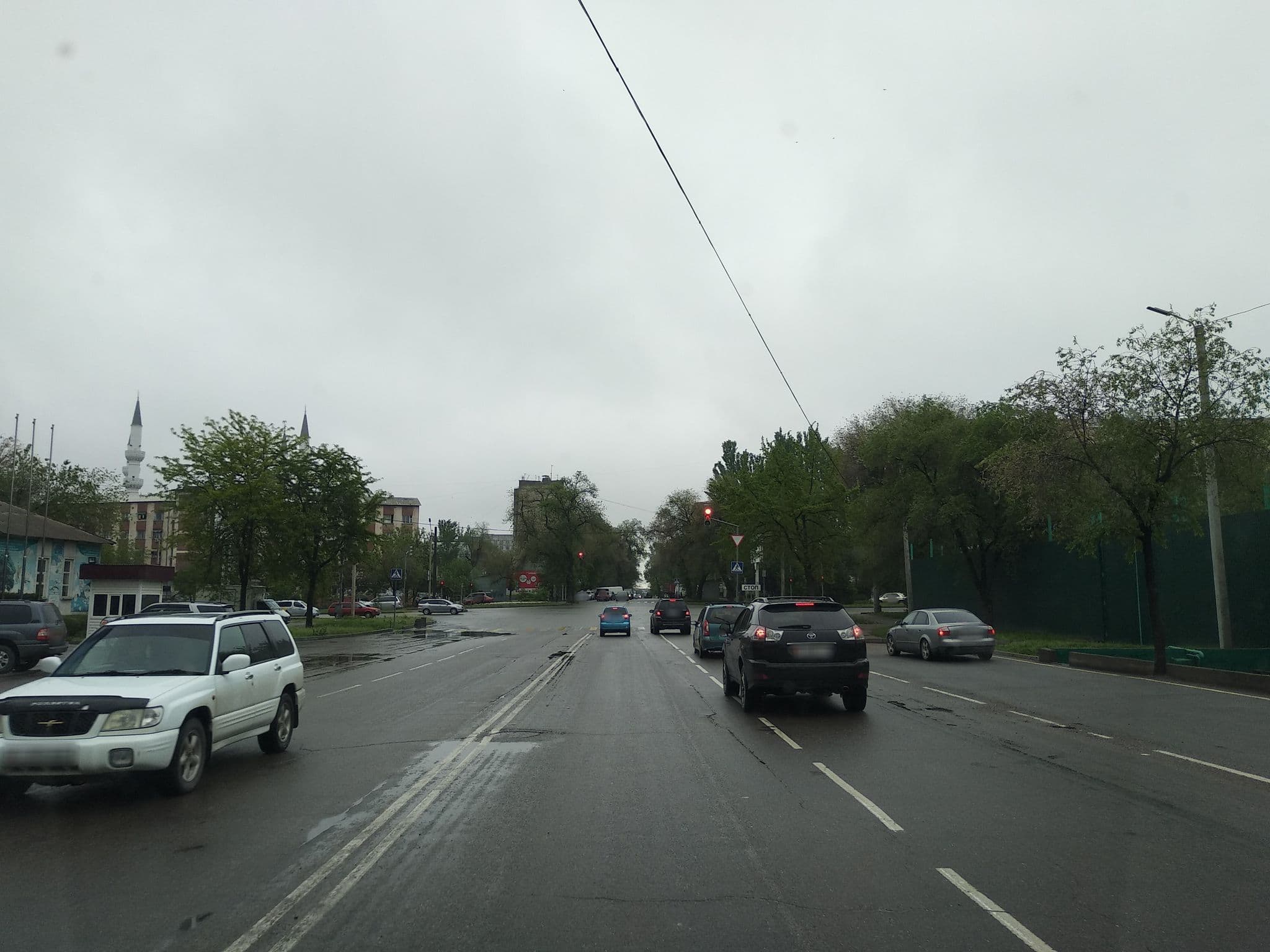 Street view near Дамас Hotel, Bishkek — © isoipsa (CC BY-SA · Mapillary)