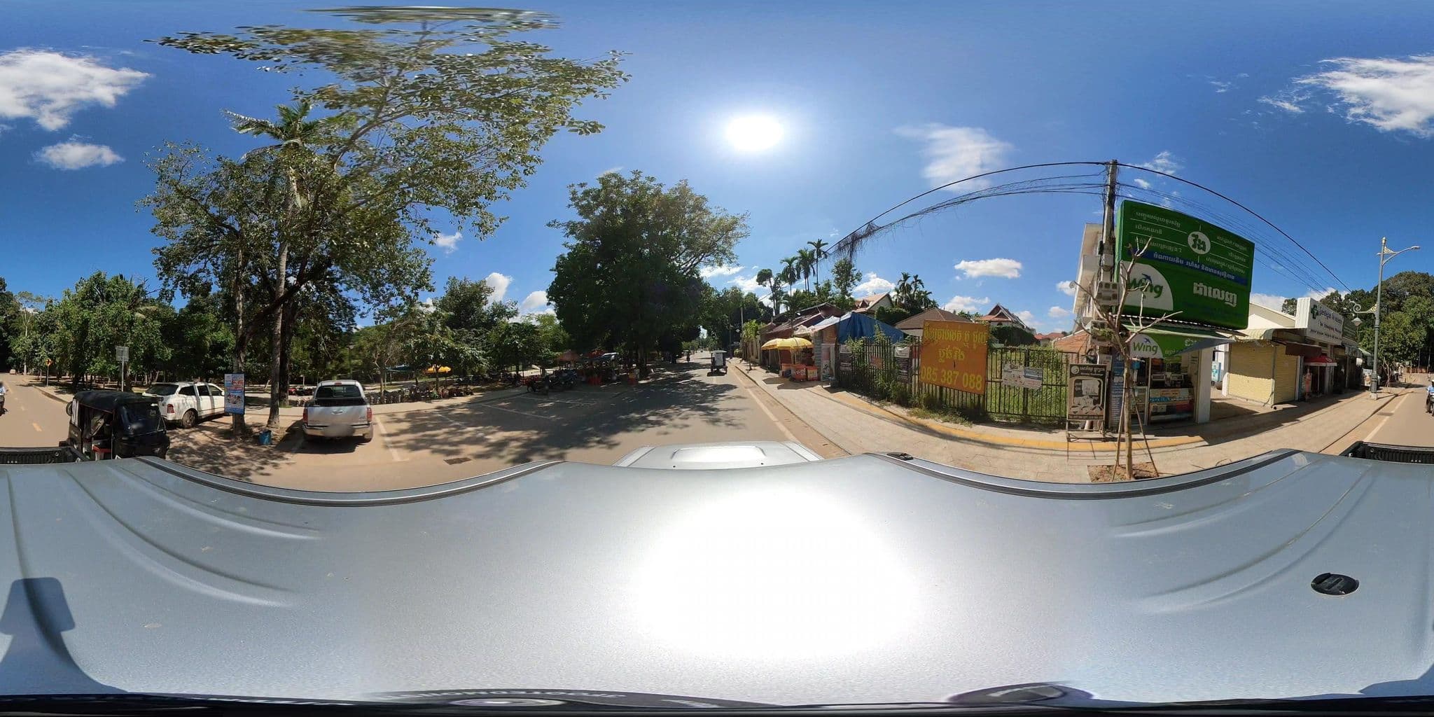 Street view near Montra Arts Boutique, Siem Reap