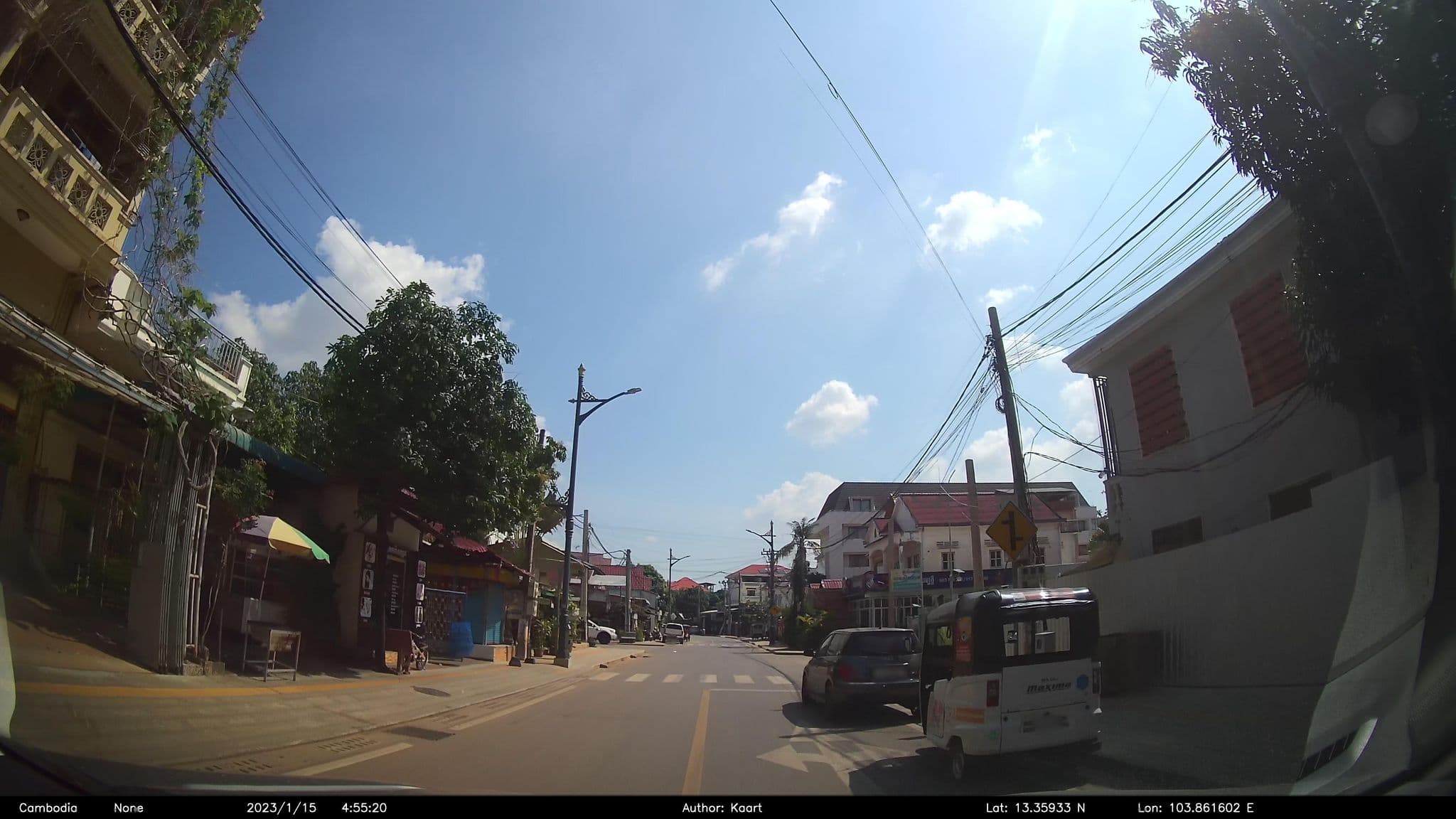 Street view near Two Dragons Guesthouse, Siem Reap