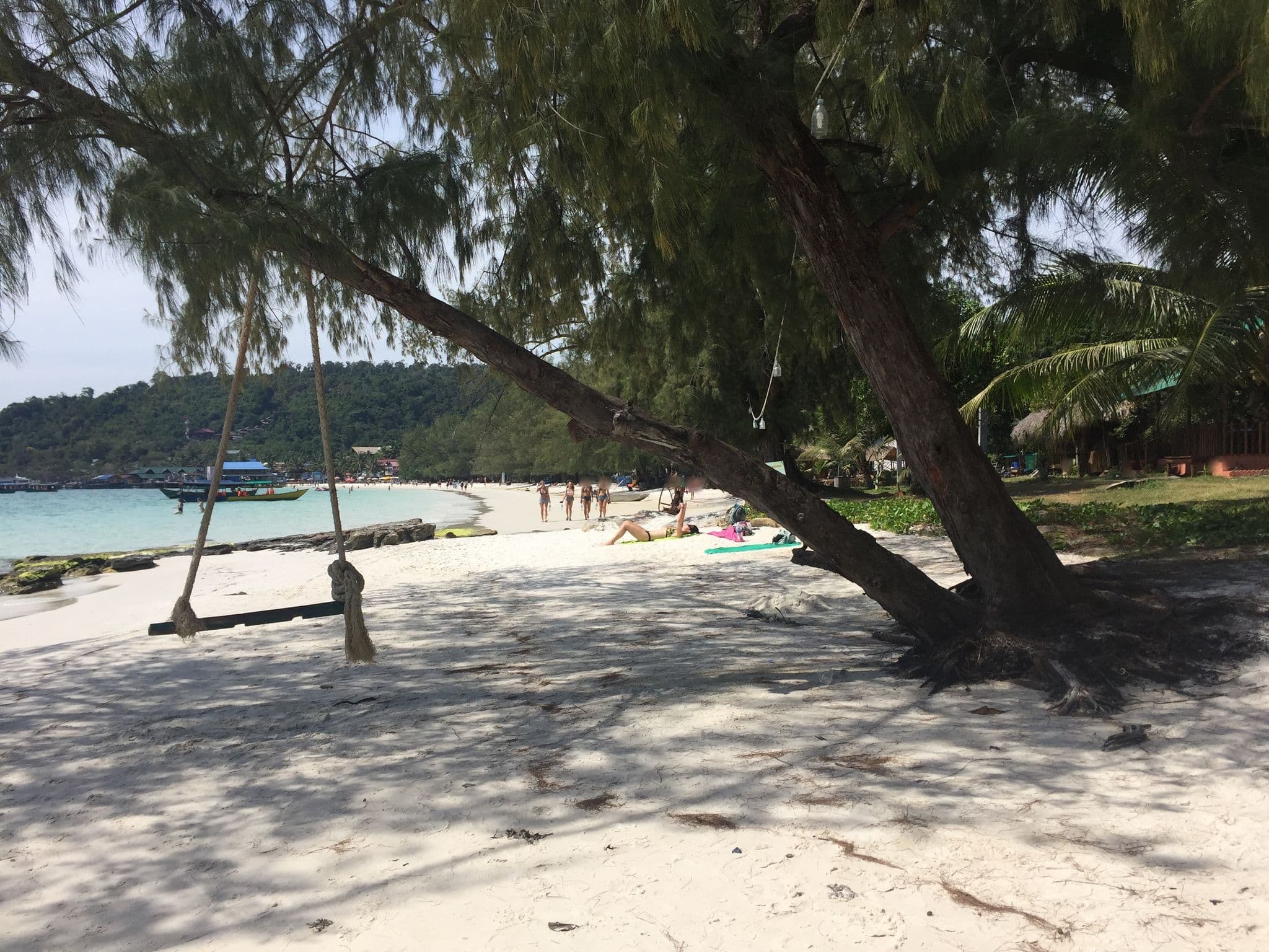 Street view near Paradise Bungalows, Sihanoukville