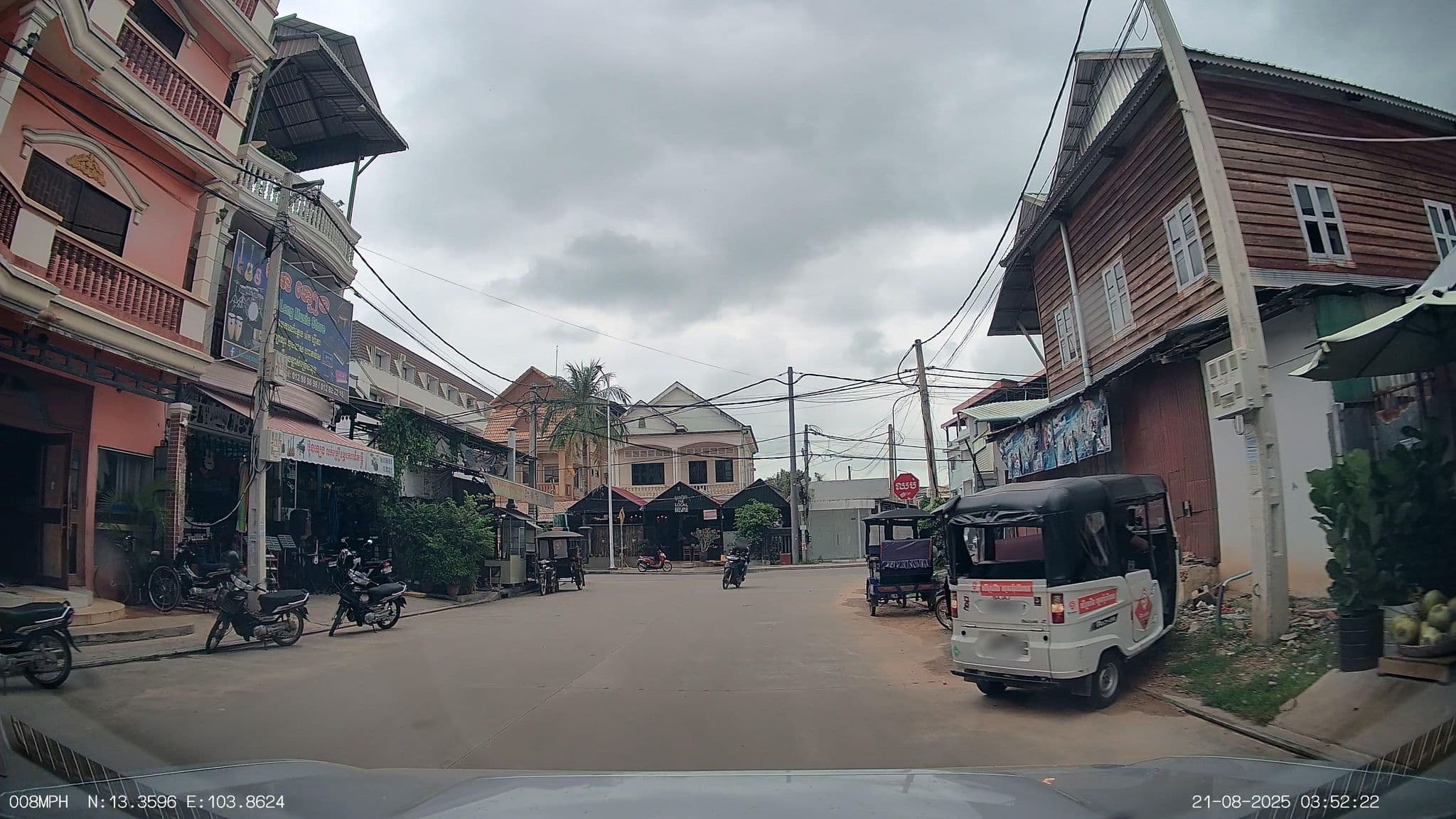 Street view near The Siem Reap Chilled Backpacker, Siem Reap