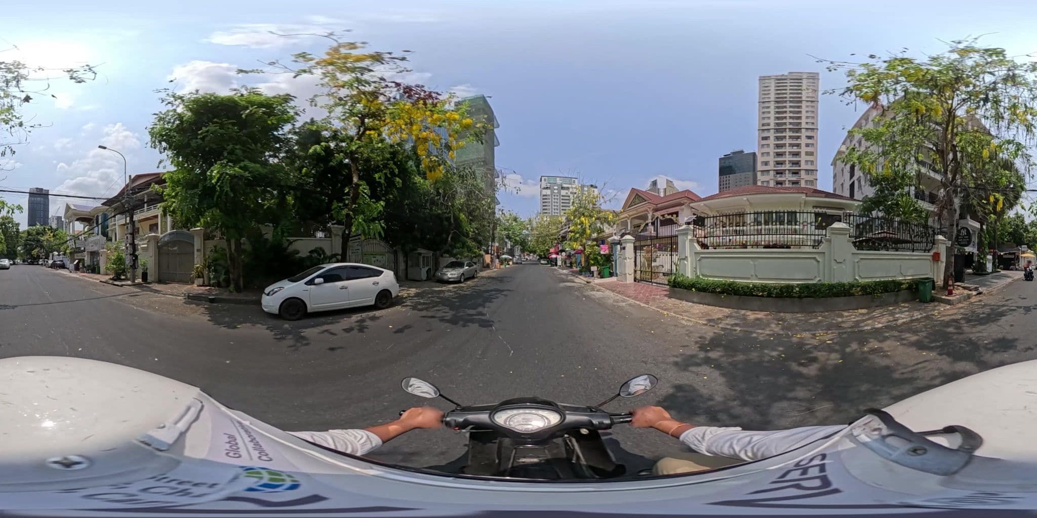 Street view near Goldiana, Phnom Penh